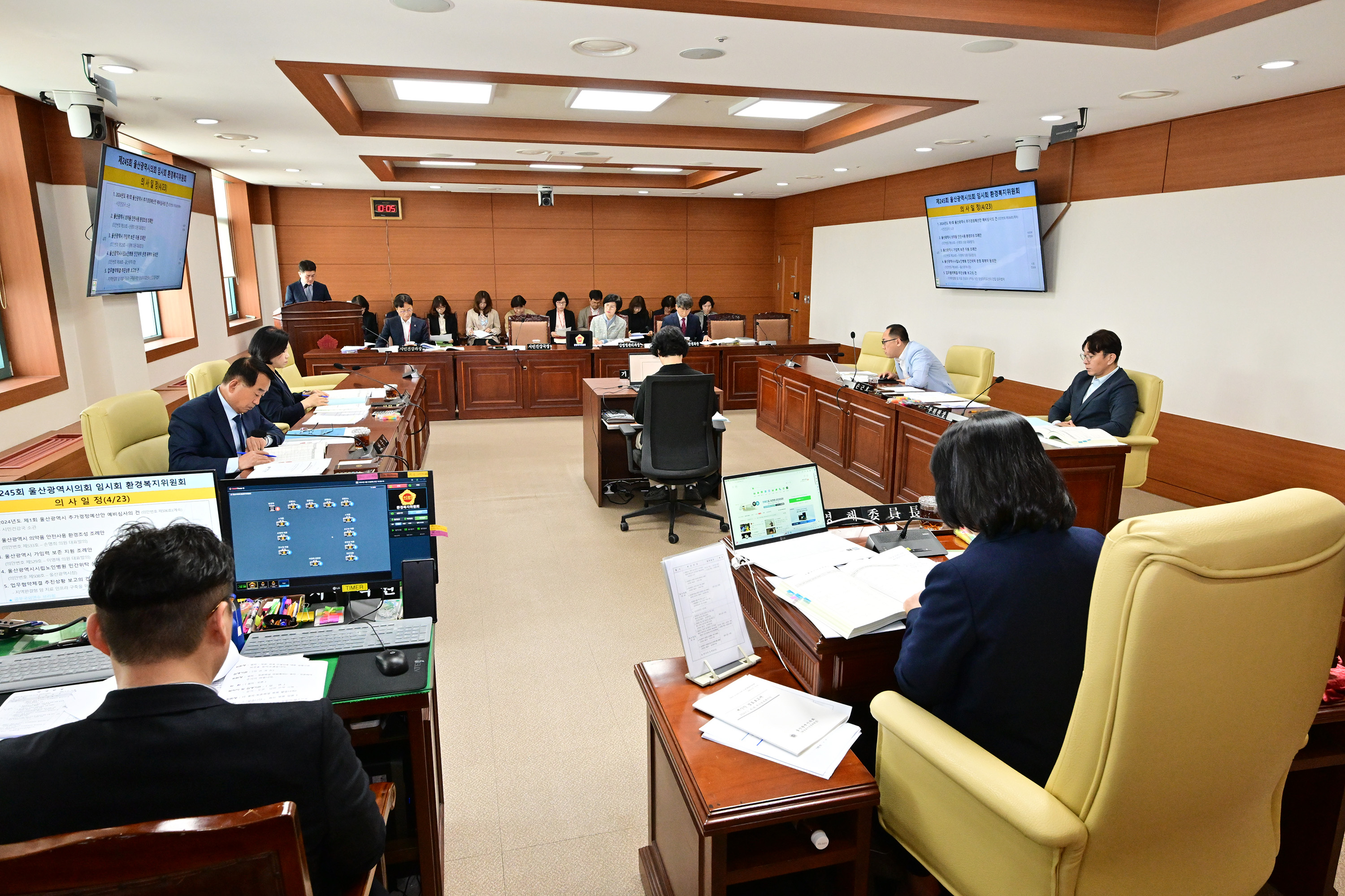 환경복지위원회, 시민건강국 소관 추가경정예산안 등 심사3