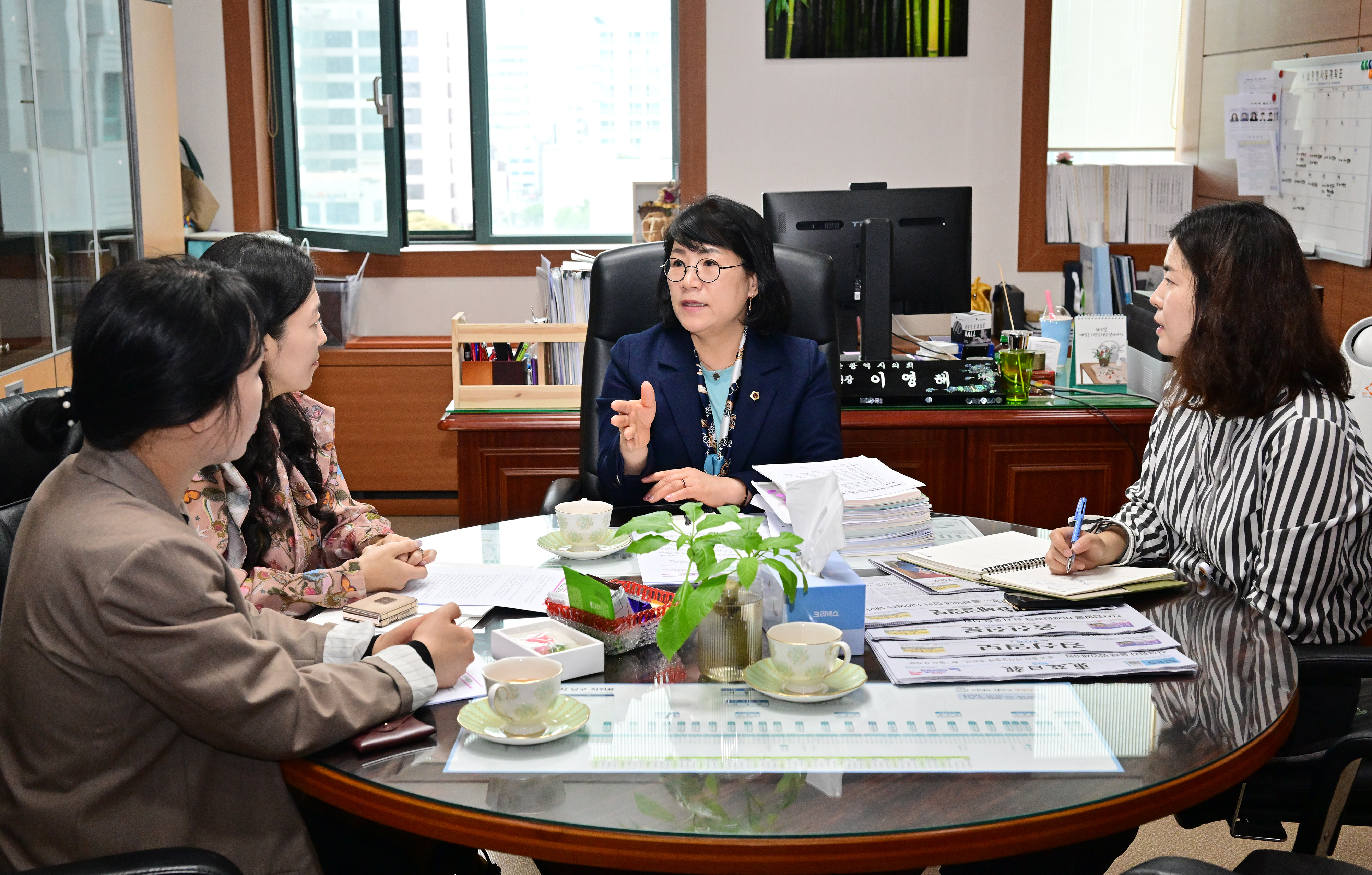 이영해 환경복지의원장, 청소년쉼터 종사자 처우개선 지원을 위한 의견청취 간담회1