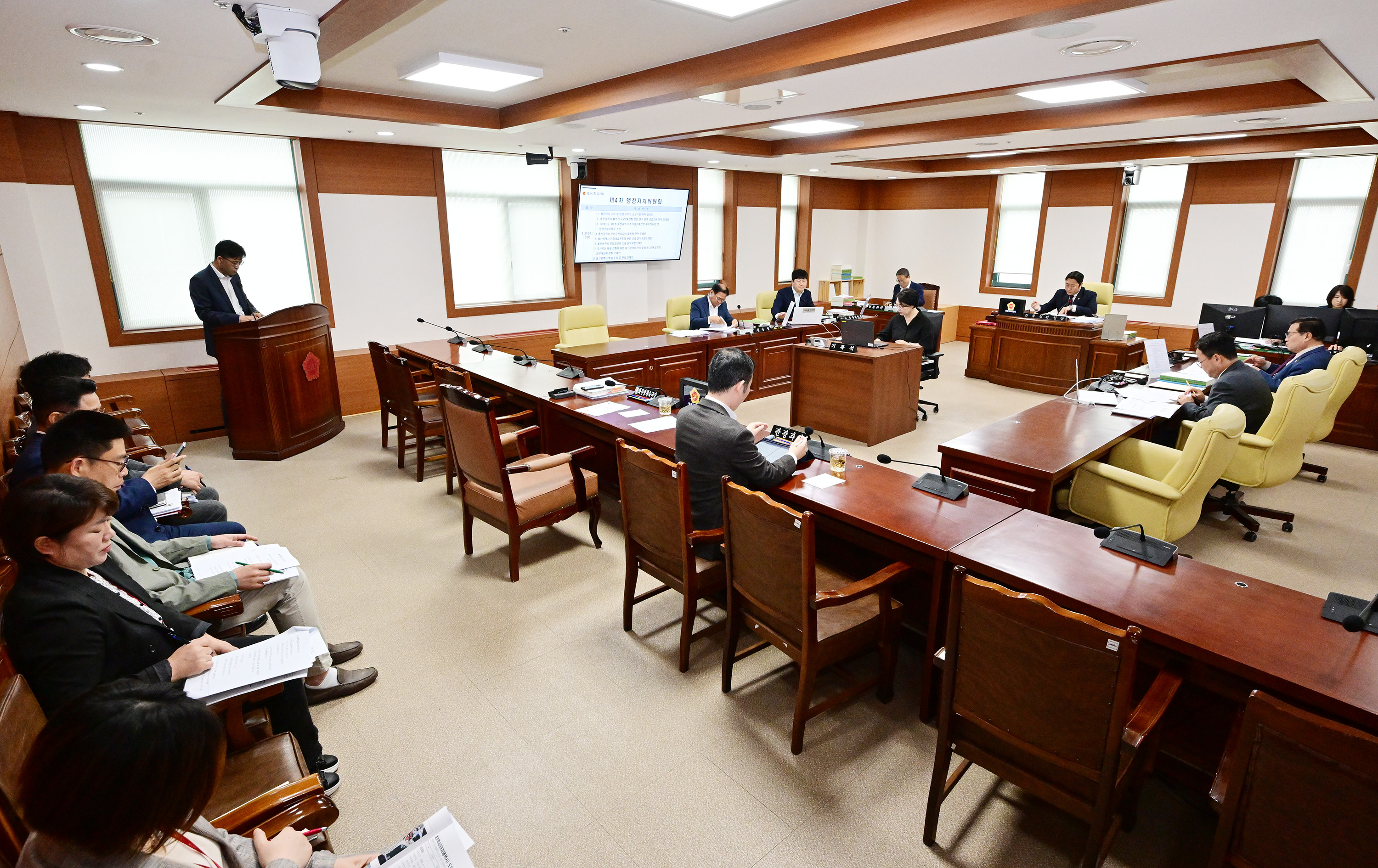 행정자치위원회, 문화관광체육국 소관 추가경정예산안 등 심사3