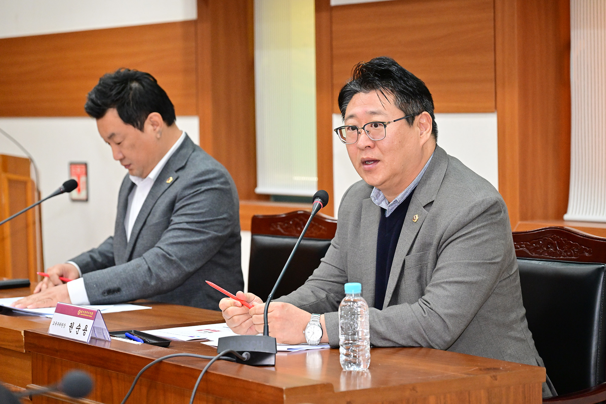 안대룡 교육위원장, 학교현장 폭력예방교육 활성화를 위한 지원방안 논의 간담회7