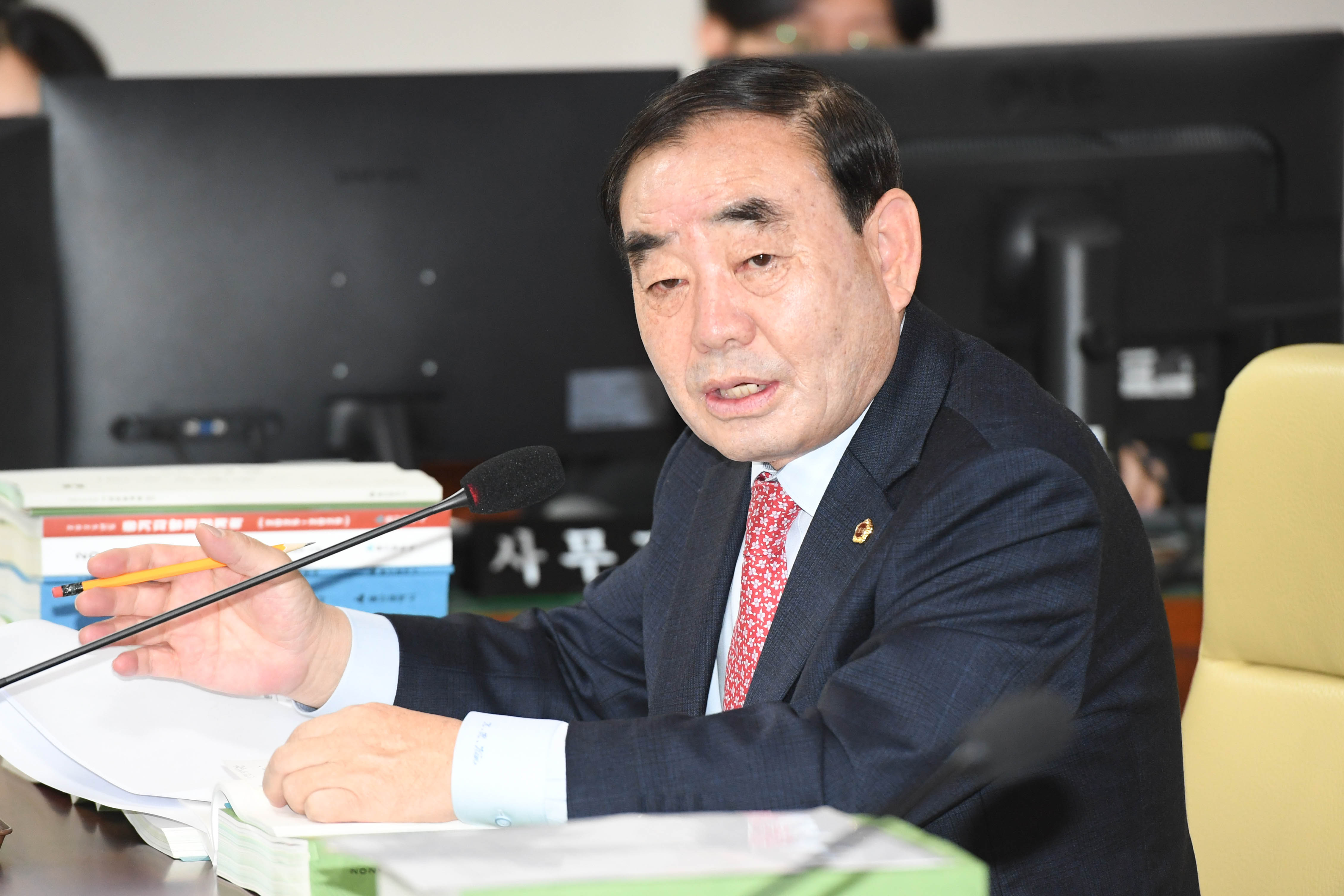 행정자치위원회, 시민안전실 소관 2024년도 제3회 울산광역시 추가경정예산안 예비심사의 건 등 심사6