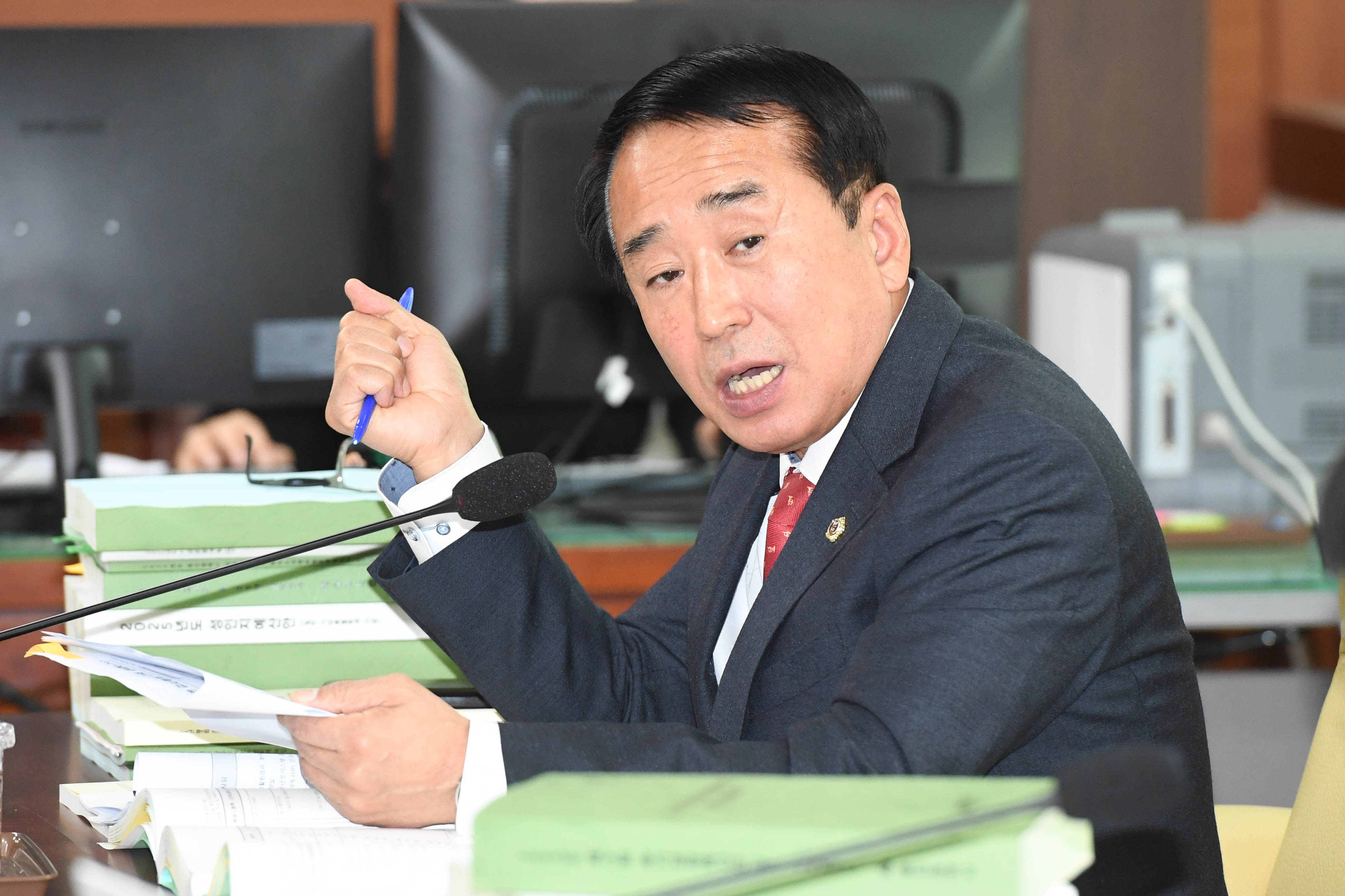 문화복지환경위원회, 보건환경연구원 소관 2025년도 본예산안 및 2024년도 제3회 추경예산안 등 심사4