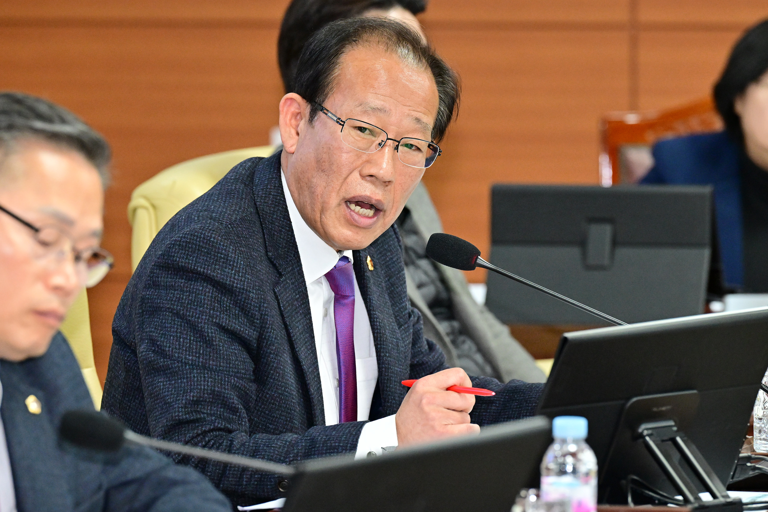 예산결산특별위원회, 2025년도 울산광역시교육비특별회계 예산안 등 계수조정 및 확정의결7