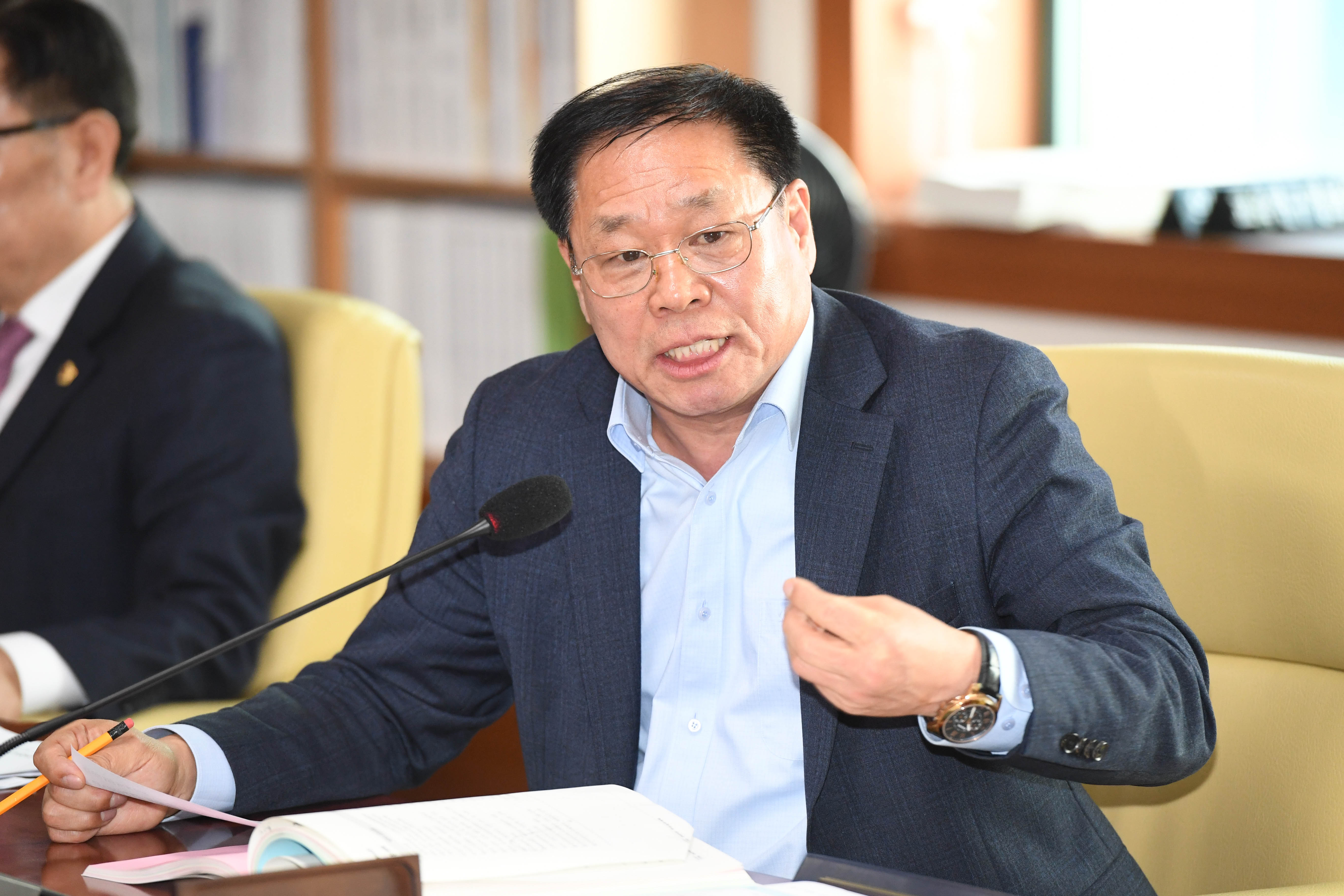 교육위원회, 교육협력담당관·정책관·교육국 소관 2025년도 주요업무보고 청취 및 조례안 심사4