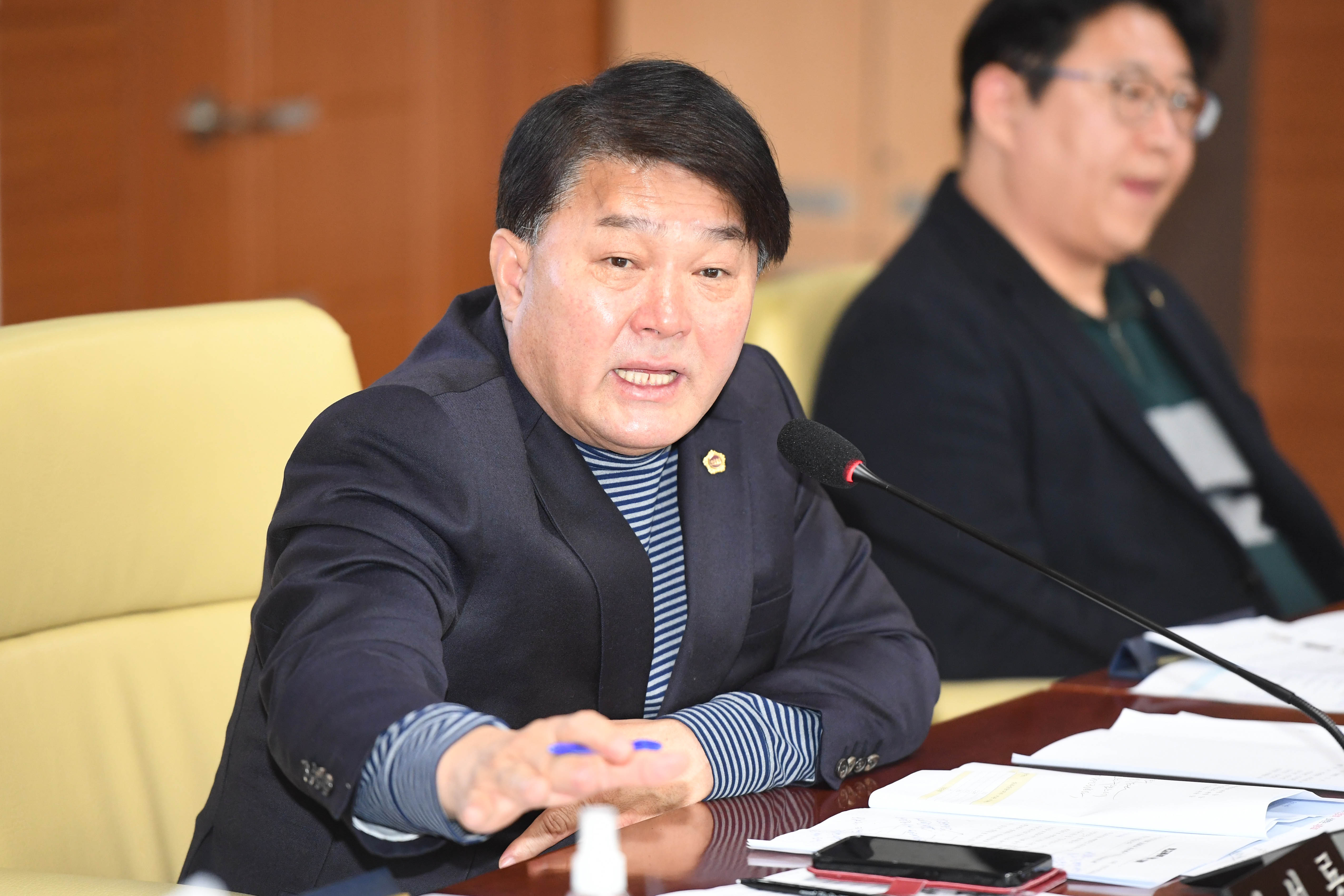 교육위원회, 교육협력담당관·정책관·교육국 소관 2025년도 주요업무보고 청취 및 조례안 심사8