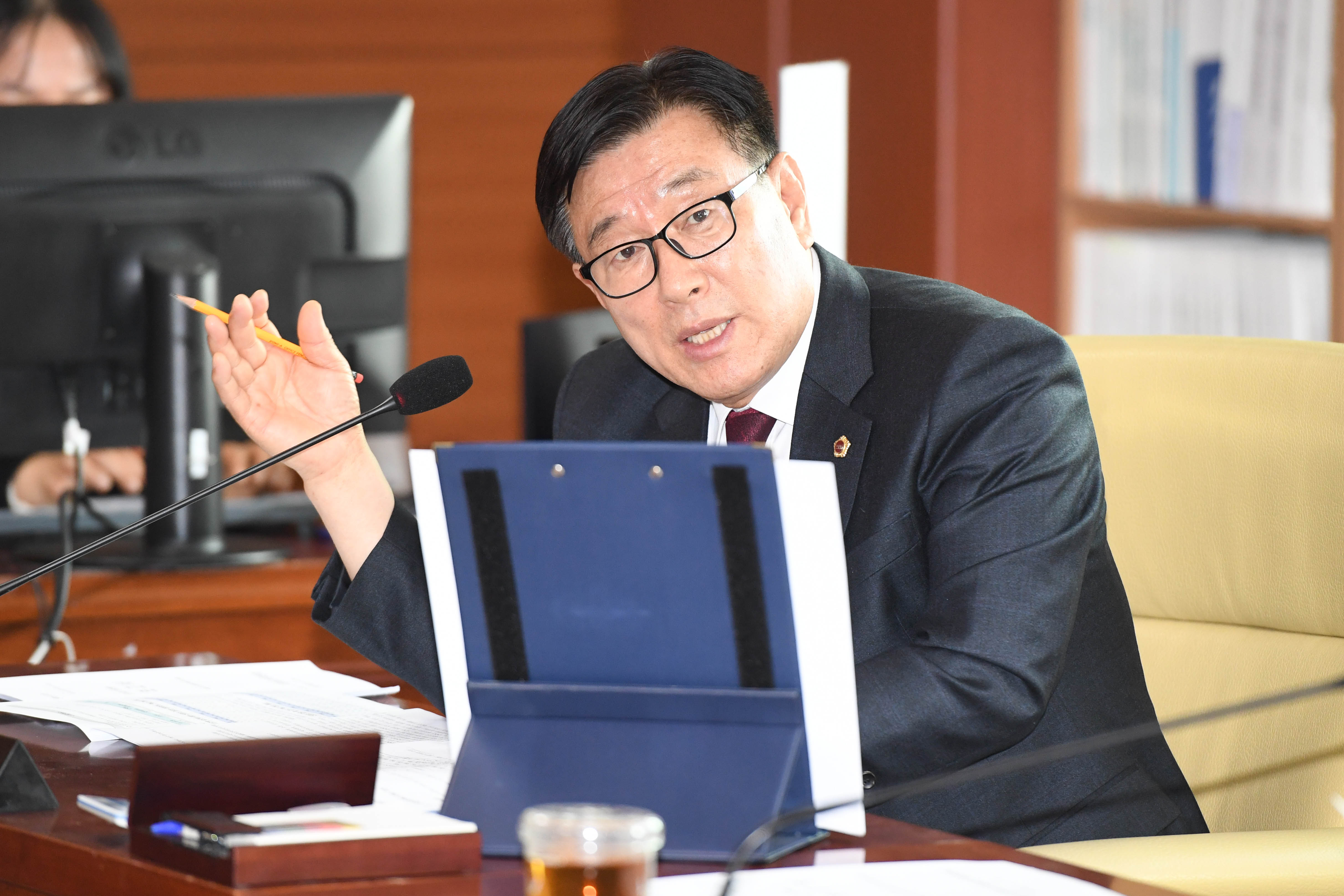 교육위원회, 울산광역시교육청 인문학교육 진흥 조례 일부개정조례안 등 심사6