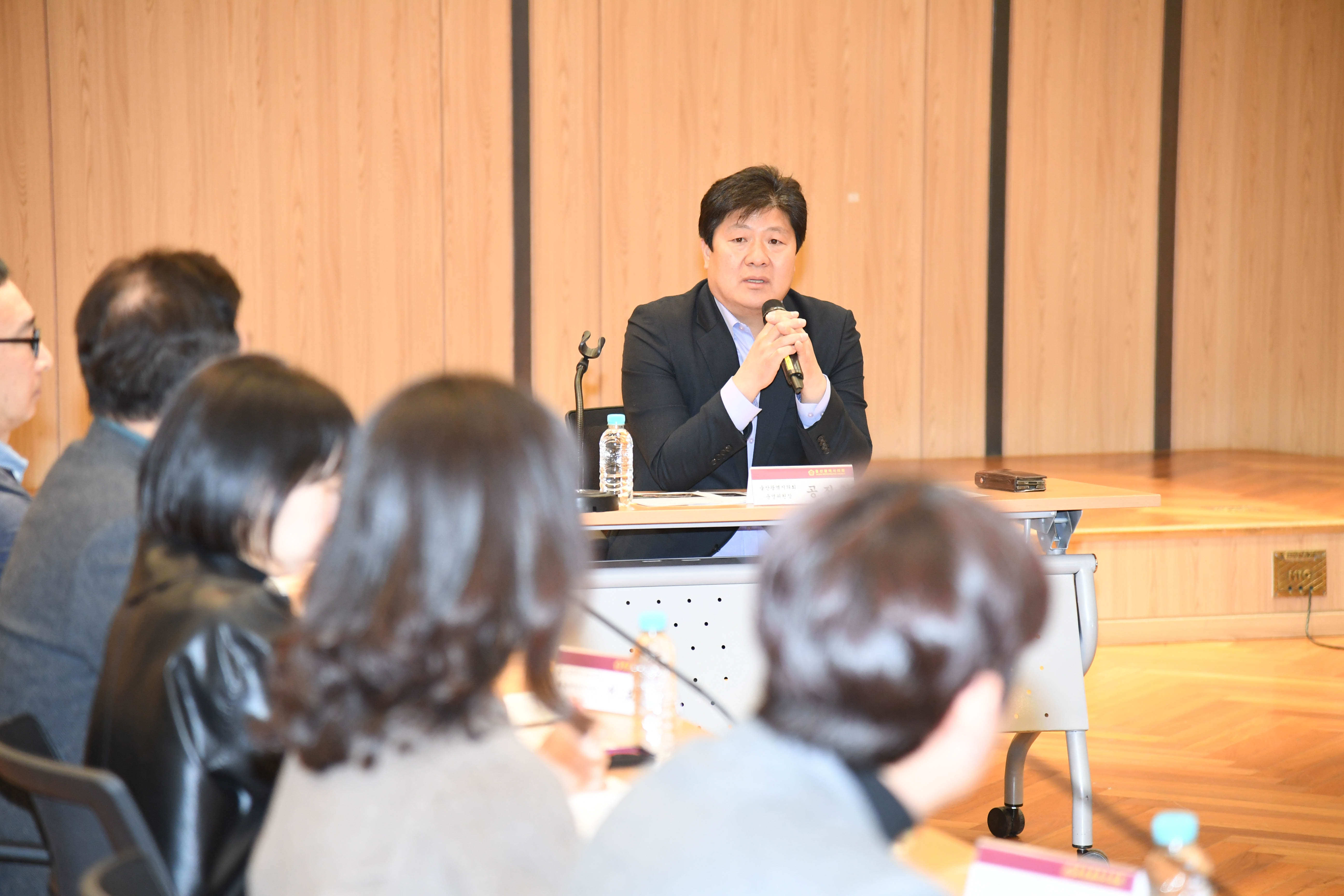 공진혁 의회운영위원장, 울산기술공업고등학교 이전에 따른 관계자 간담회5