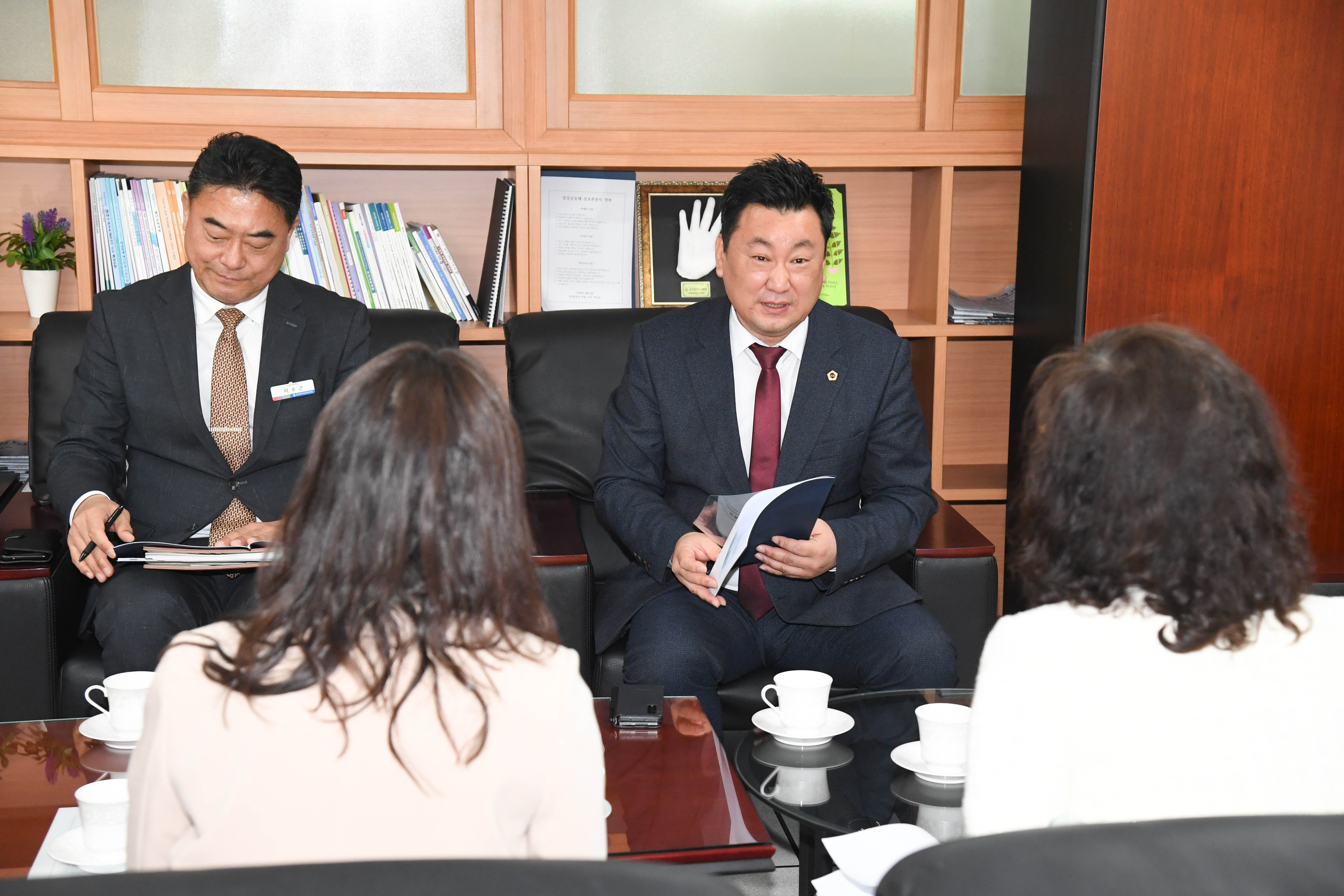 안대룡 교육위원장, 교육환경 개선을 위한 장검중 등 4개교 현장방문3