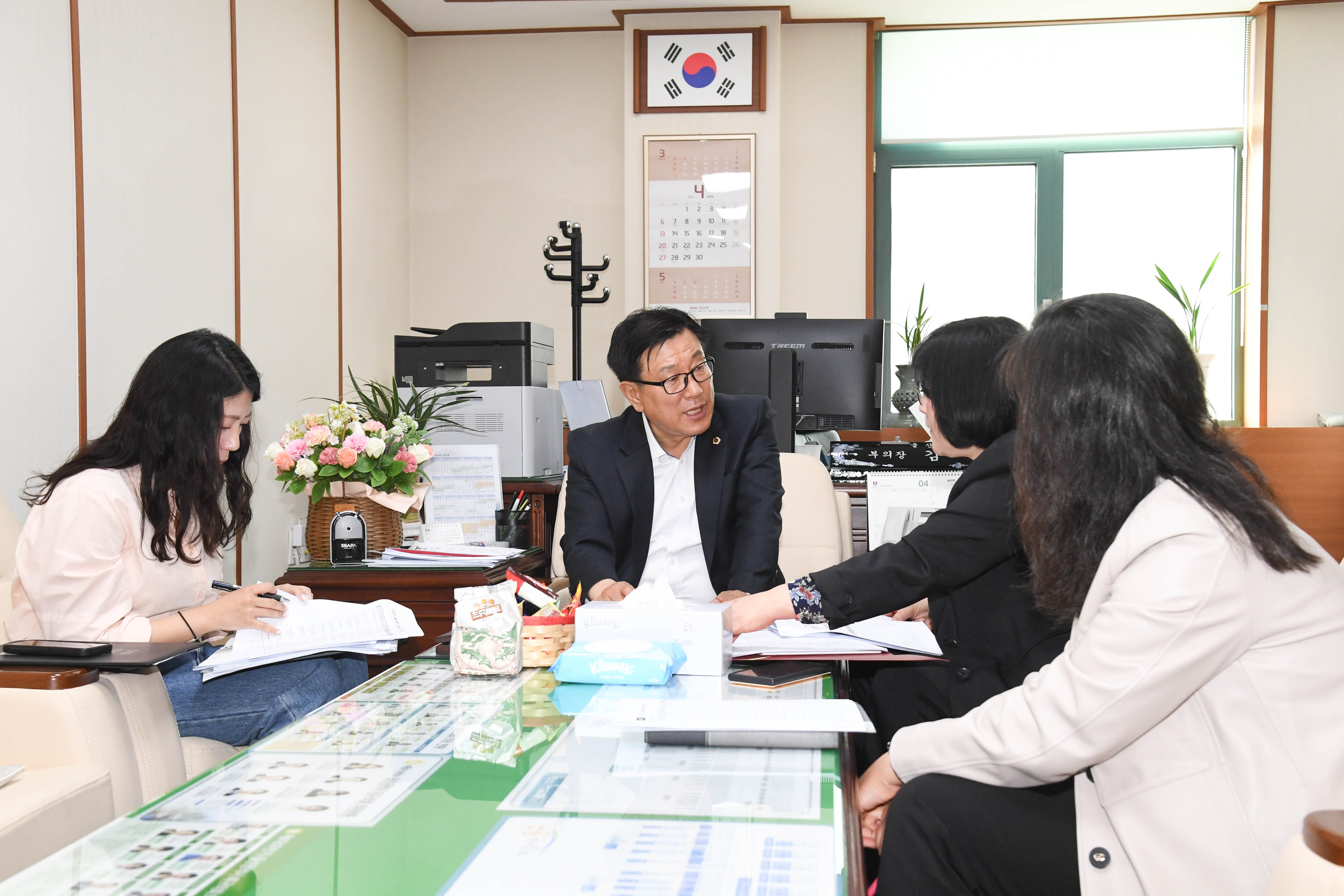 김수종 부의장, 전통시장 및 시설현대화 사업 업무보고3
