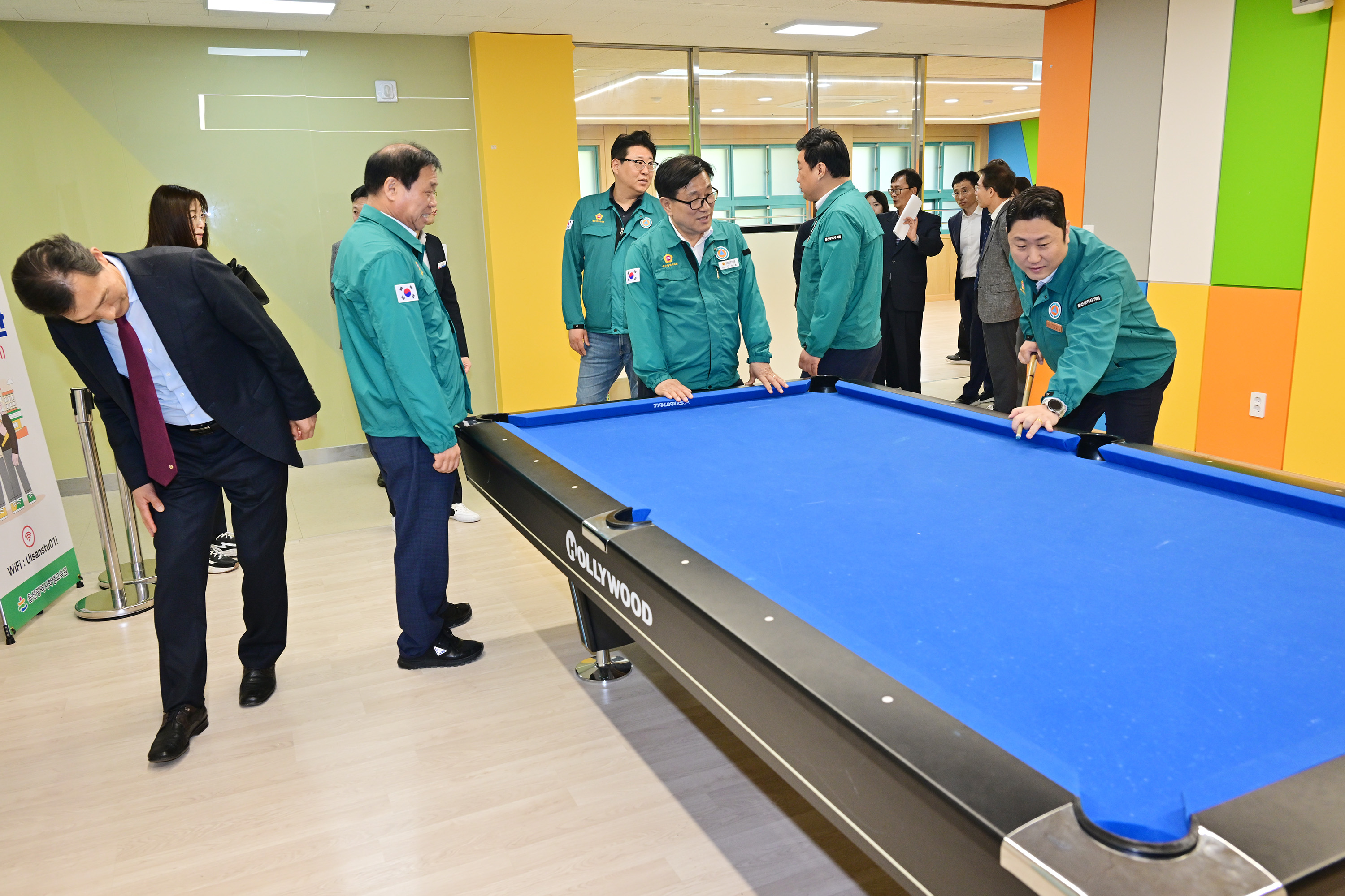 교육위원회, 울산학생교육원 현장 방문14