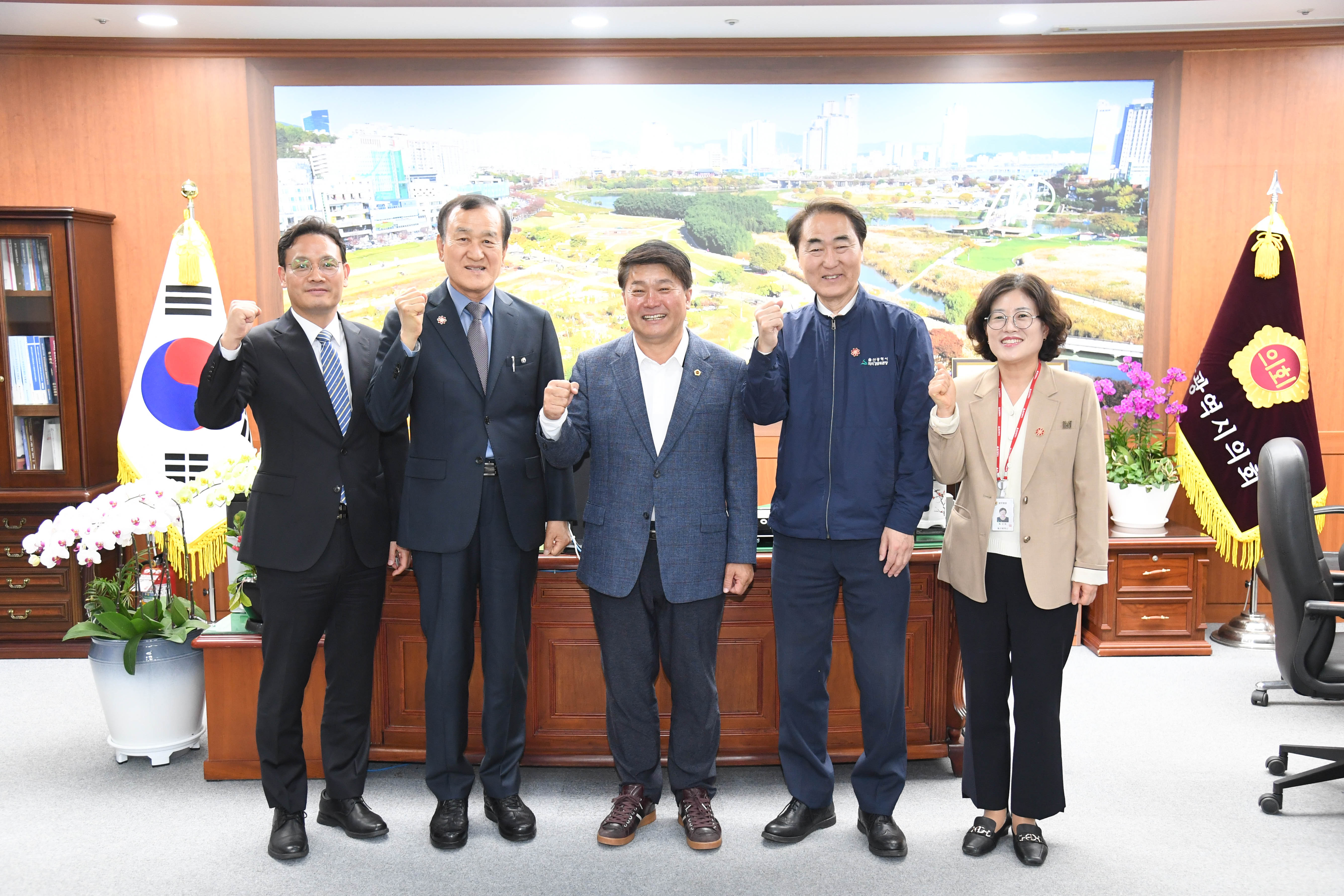 이성룡 의장, 울산자치경찰위원회 위원장 환담1
