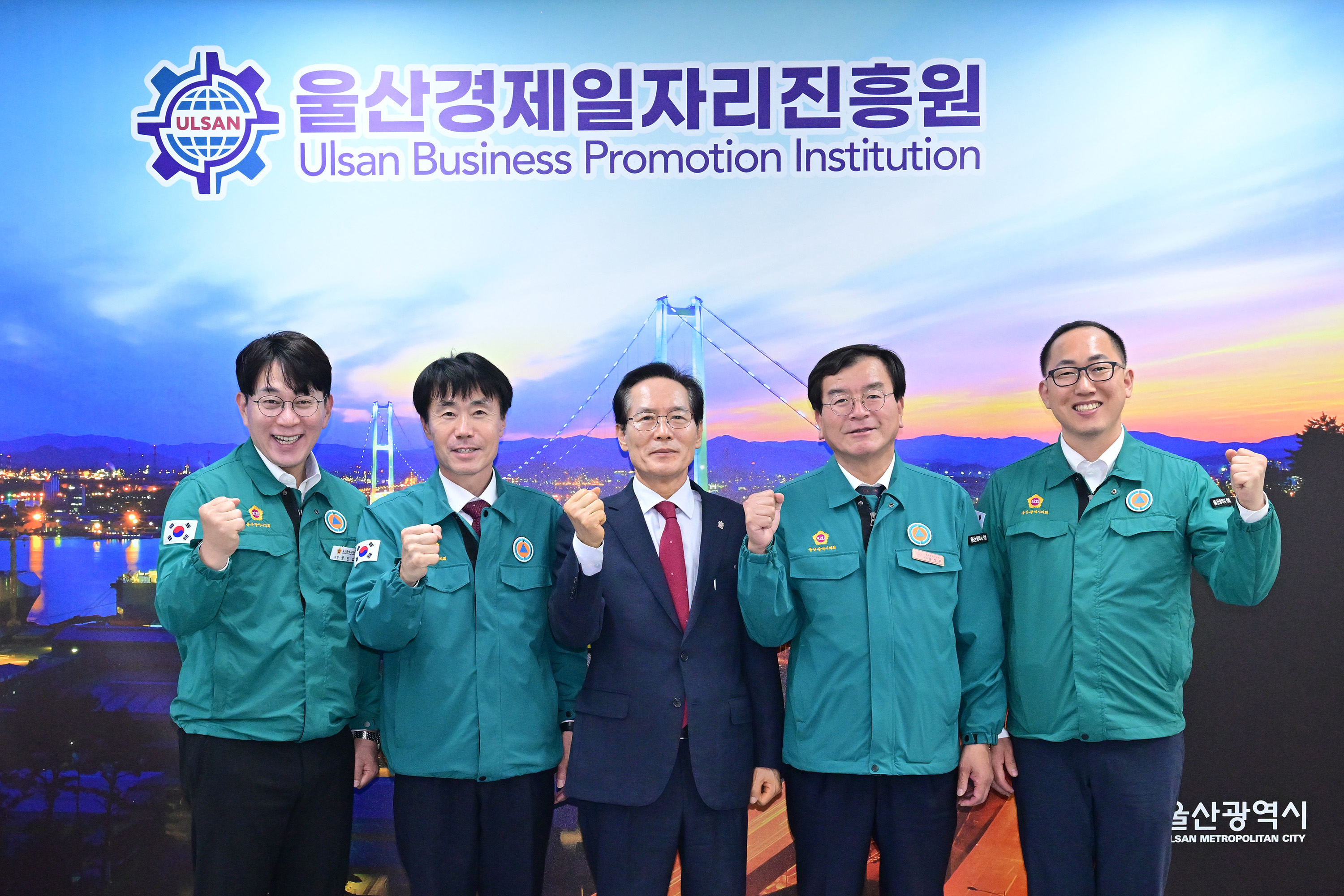 산업건설위원회, 차량등록사업소·경제일자리진흥원·신용보증재단 운영현황 청취 및 시설 점검16