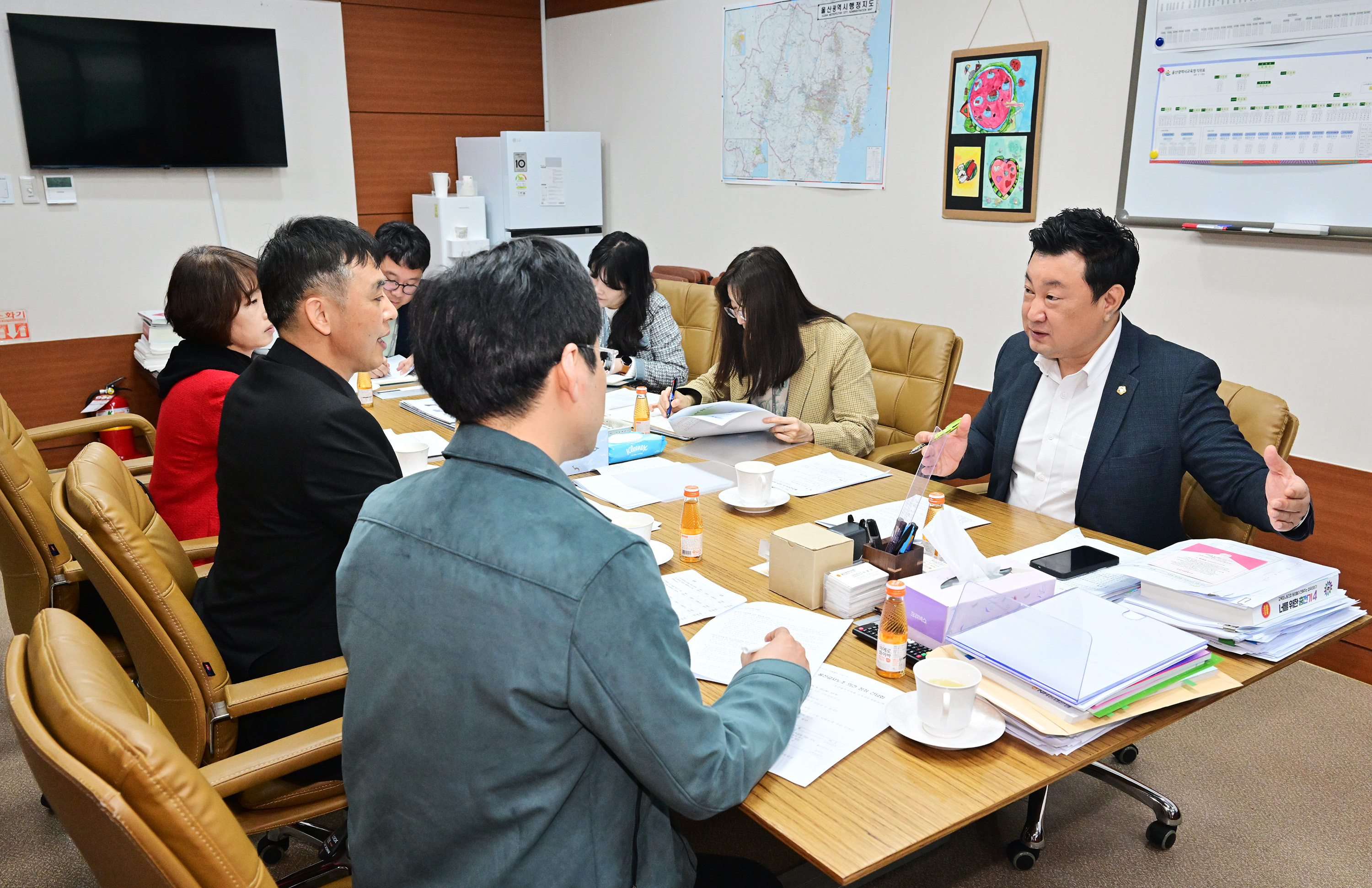 안대룡 교육위원장, 울산교사노조 의견 청취 간담회2