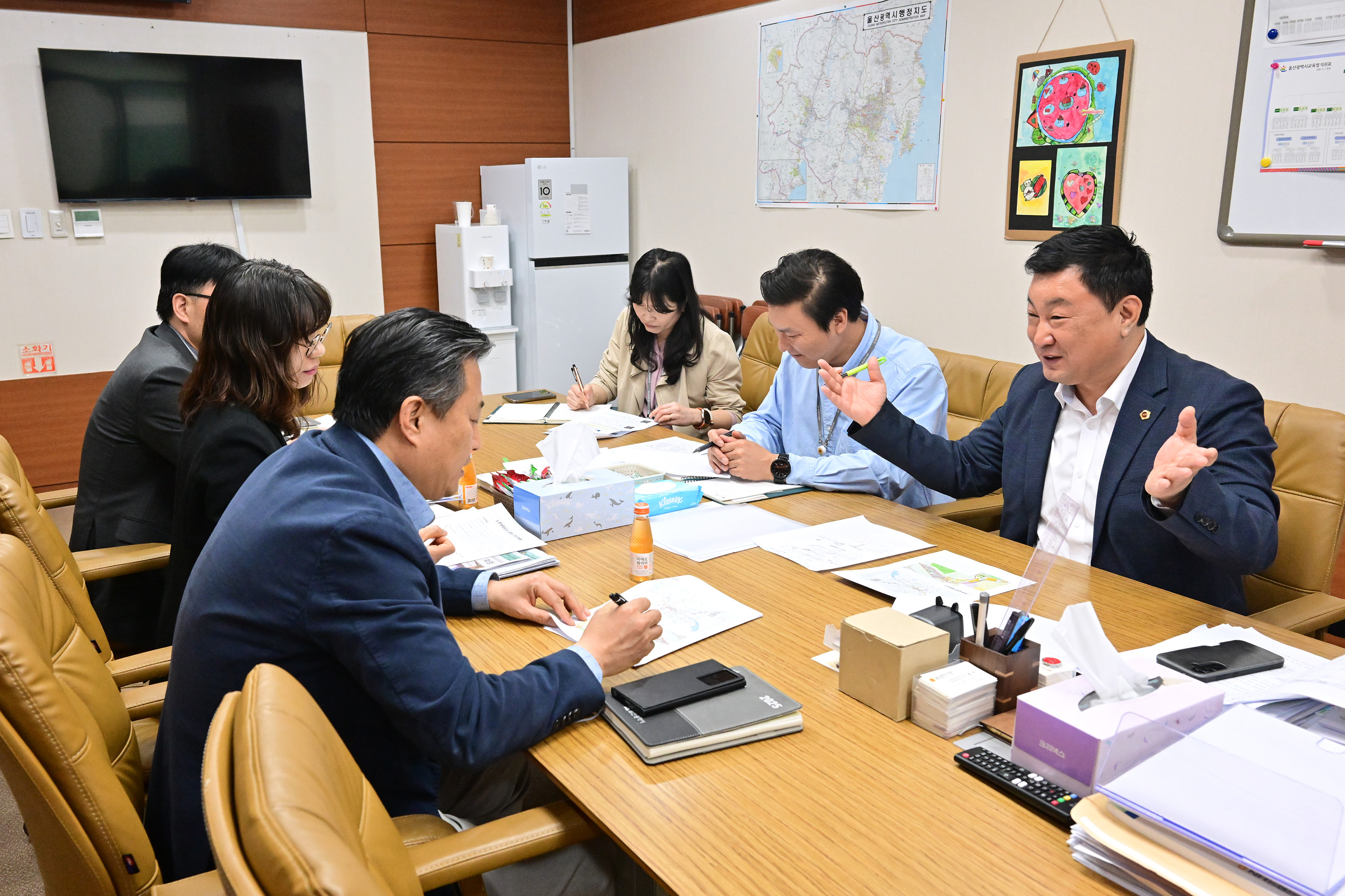 안대룡 교육위원장, 노후계획도시 정비 추진계획 관련 업무보고 청취4