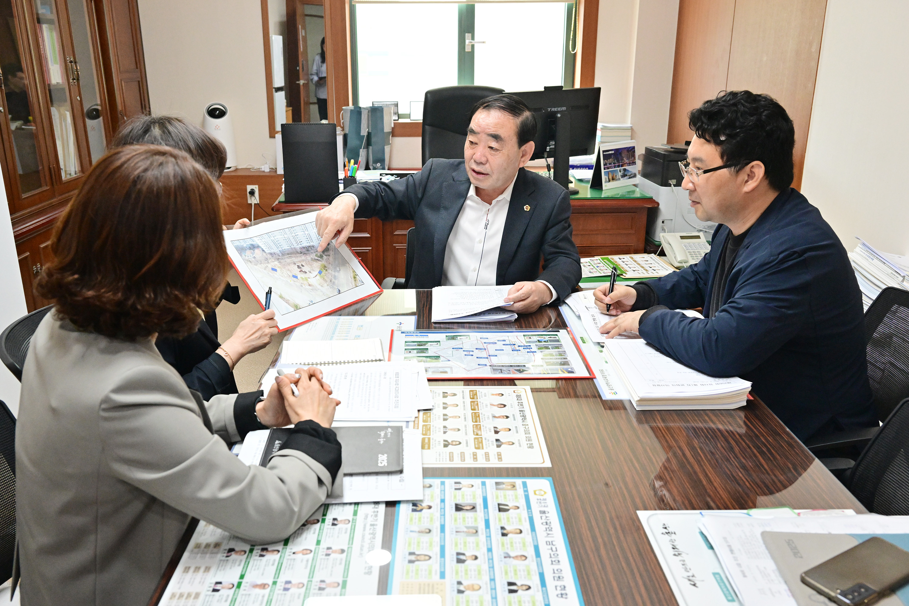 김기환 의원, 저영향개발 사업 현황 청취3