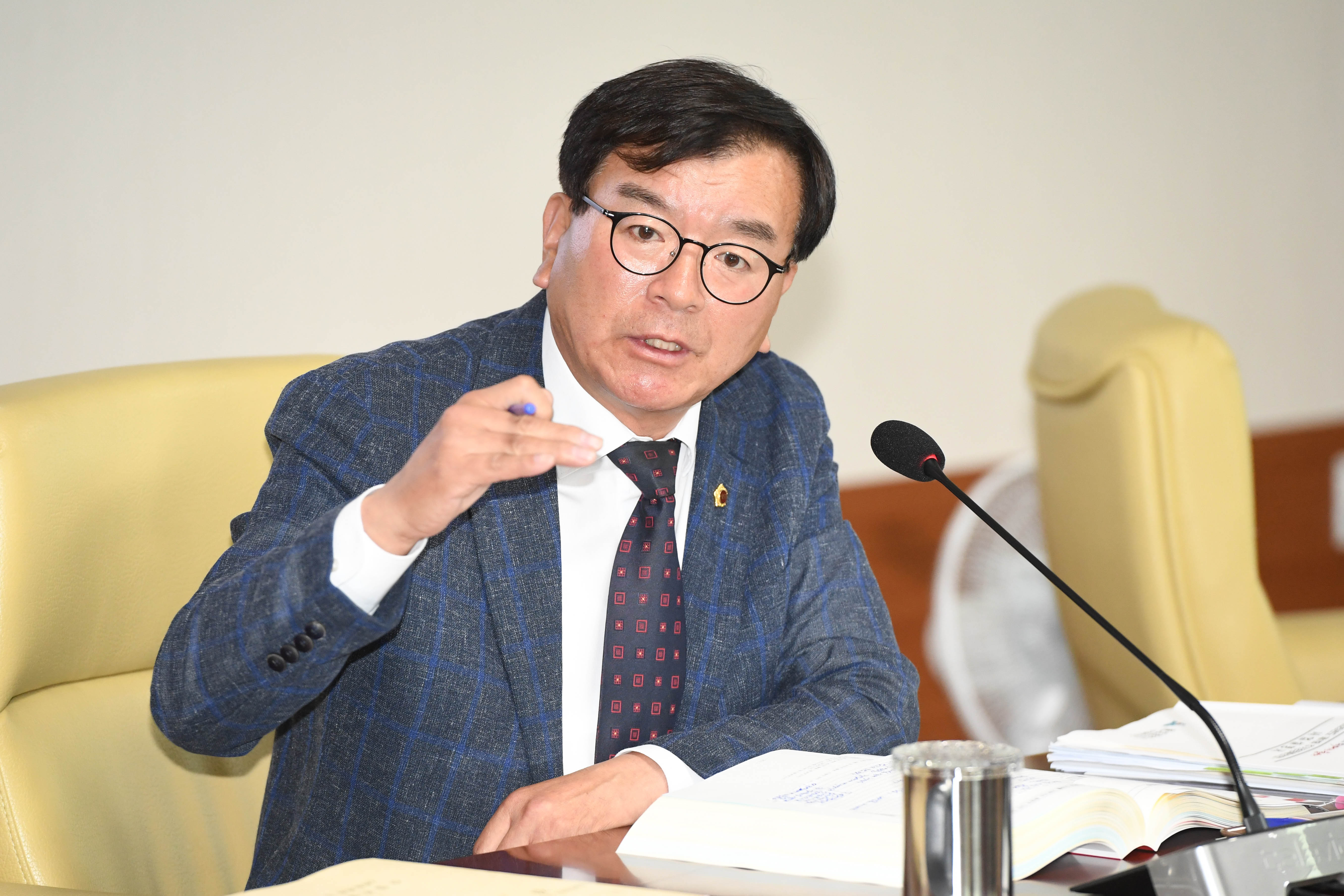 산업건설위원회, 기업투자국 소관 2024회계연도 결산 및 2025년도 제1회 울산광역시 추경예산안 예비 심사5