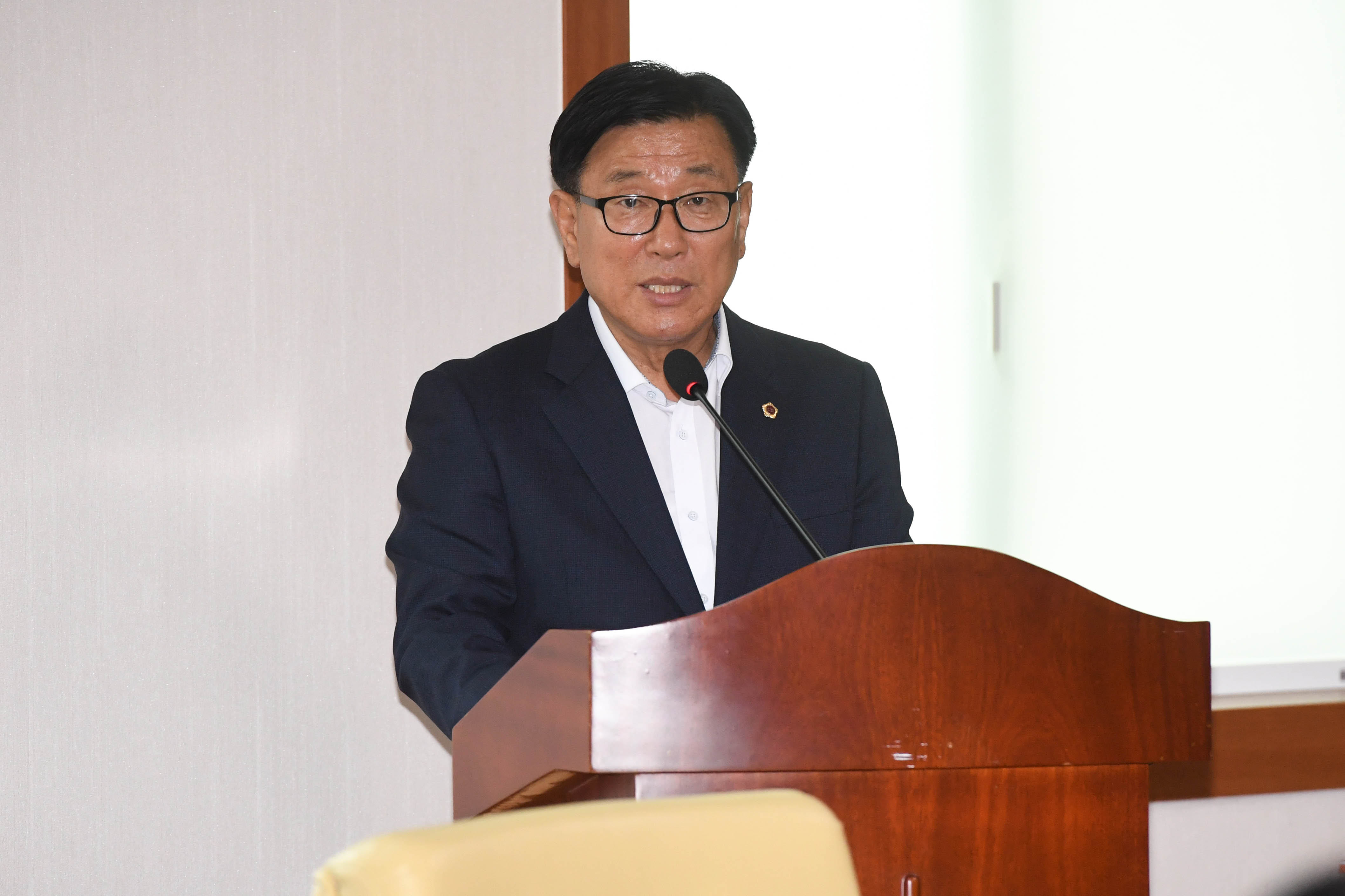 교육위원회, 2025년도 수시분(2차) 울산광역시교육비 특별회계 소관 공유재산관리계획안 심사4