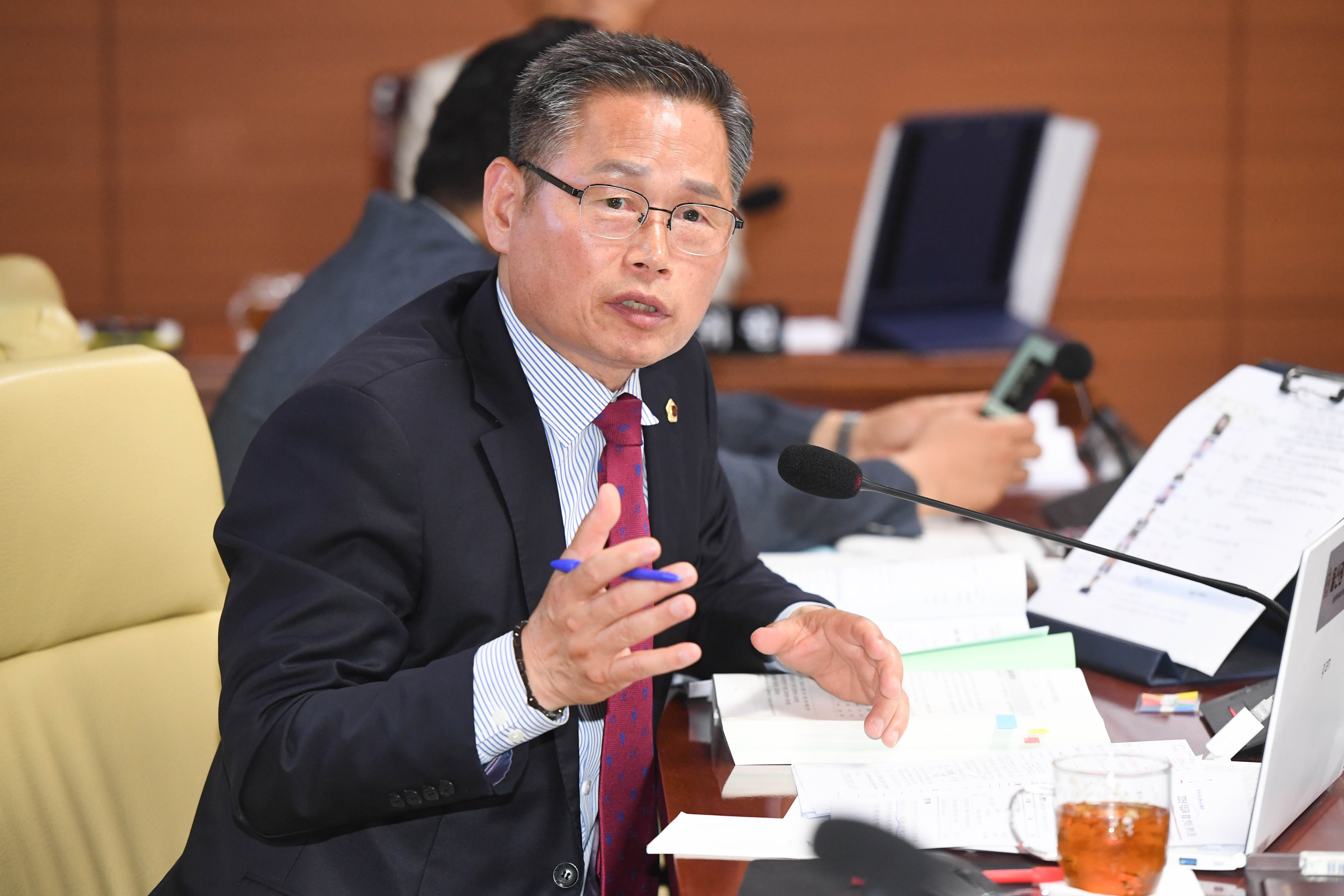 교육위원회, 교육협력담당관, 정책관, 교육국 소관 2025년도 제1회 울산광역시교육비특별회계 추가경정예산심사7