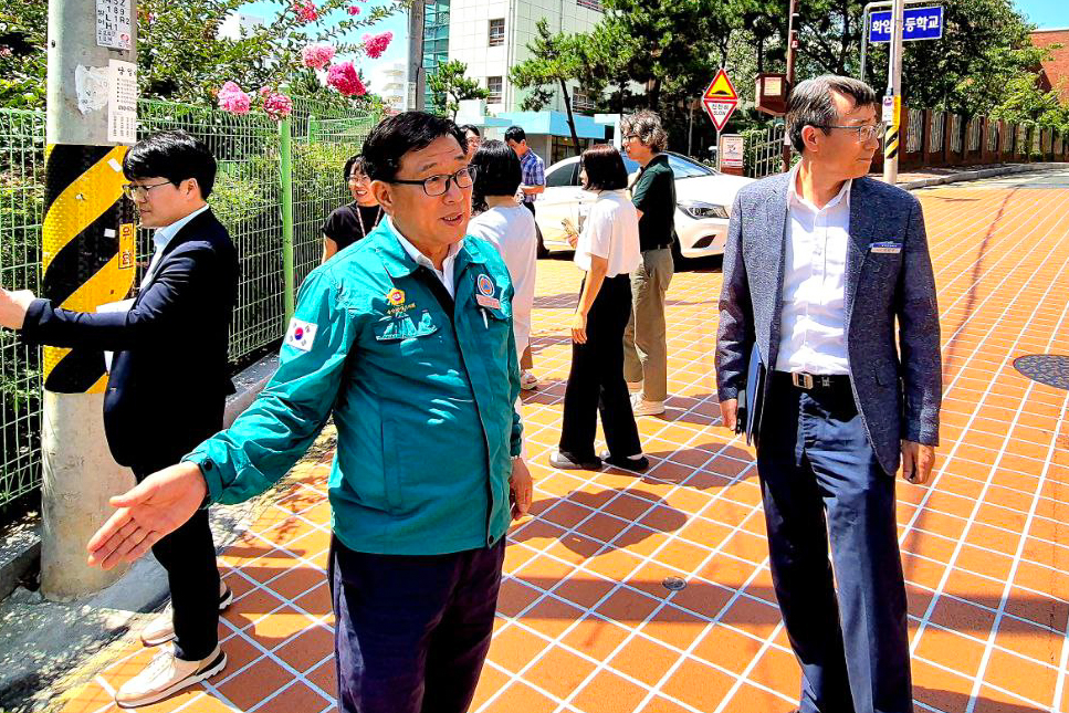 김수종 부의장, 화암고등학교 교육환경 개선 논의 간담회2