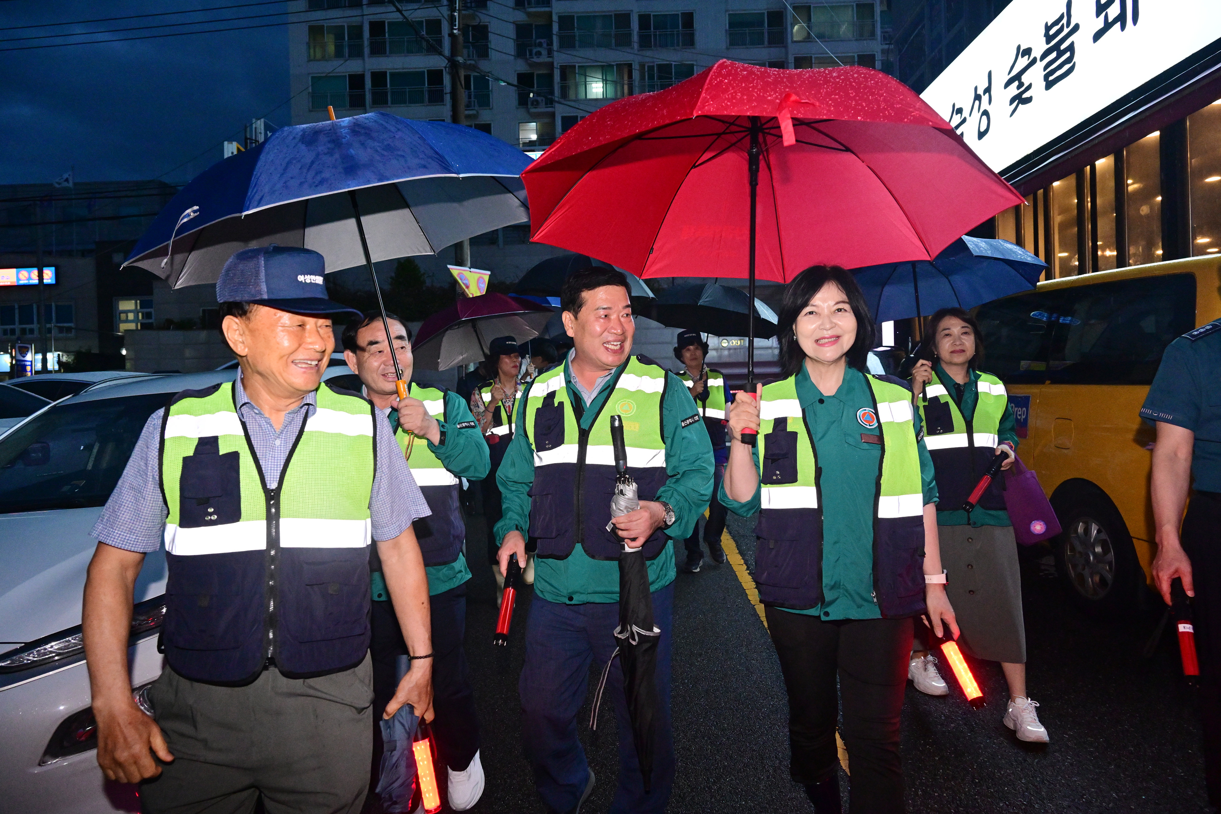 행정자치위원회, 여성안심순찰대와 함께하는 합동 야간순찰 실시12