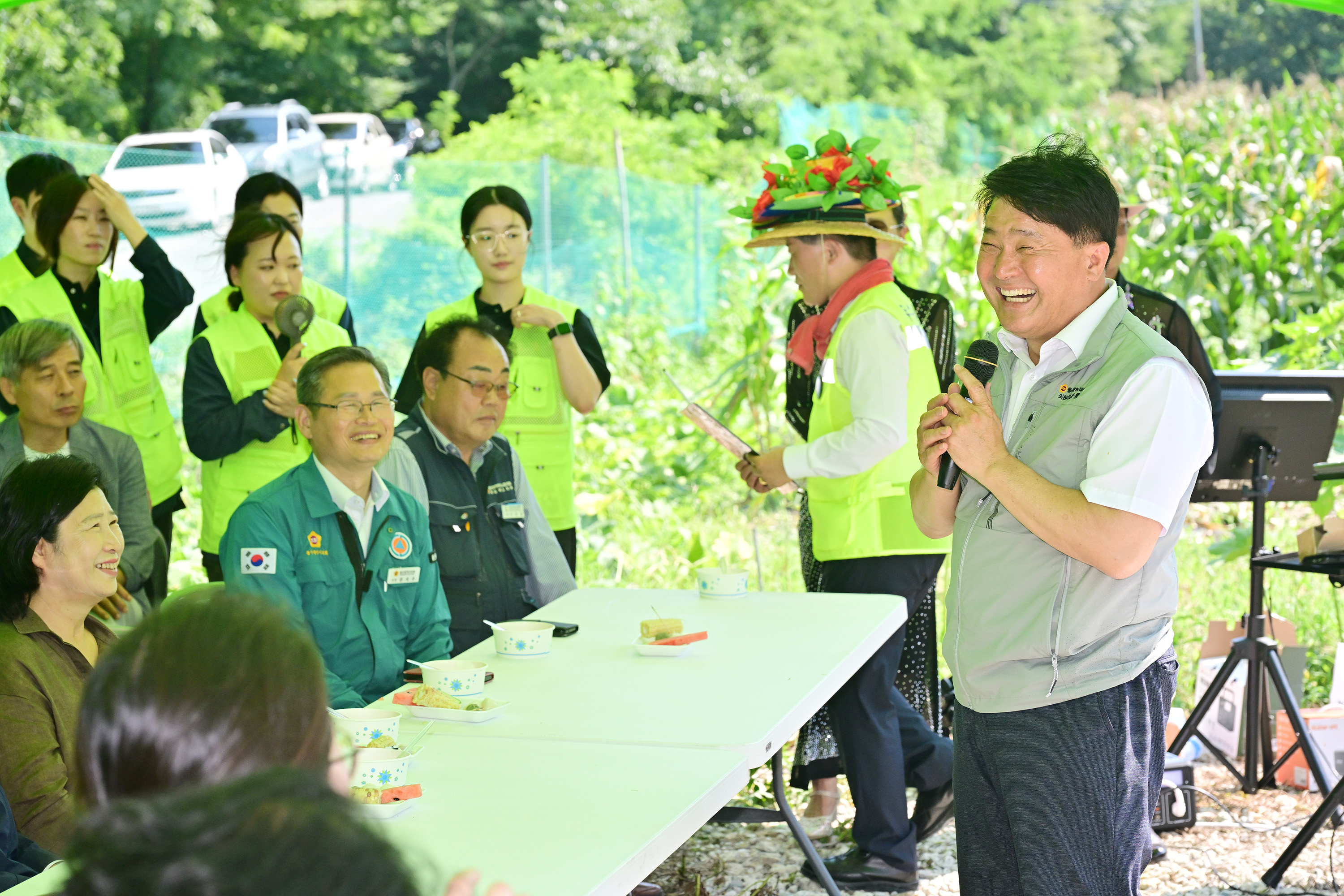 이성룡 의장·문석주 의원, 소외계층 옥수수 나눔행사5