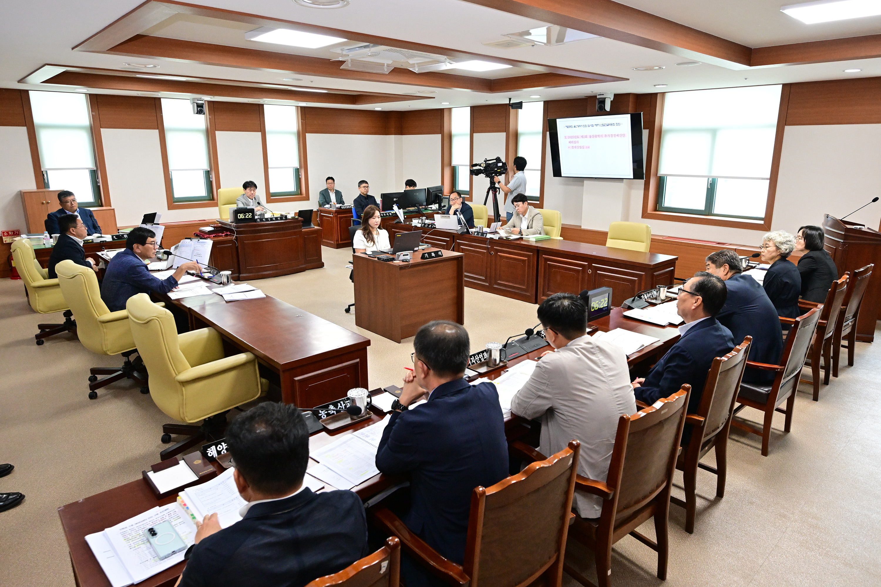 산업건설위원회, 경제산업실 소관 2025년도 제2회 추가경정예산안 등 심사3