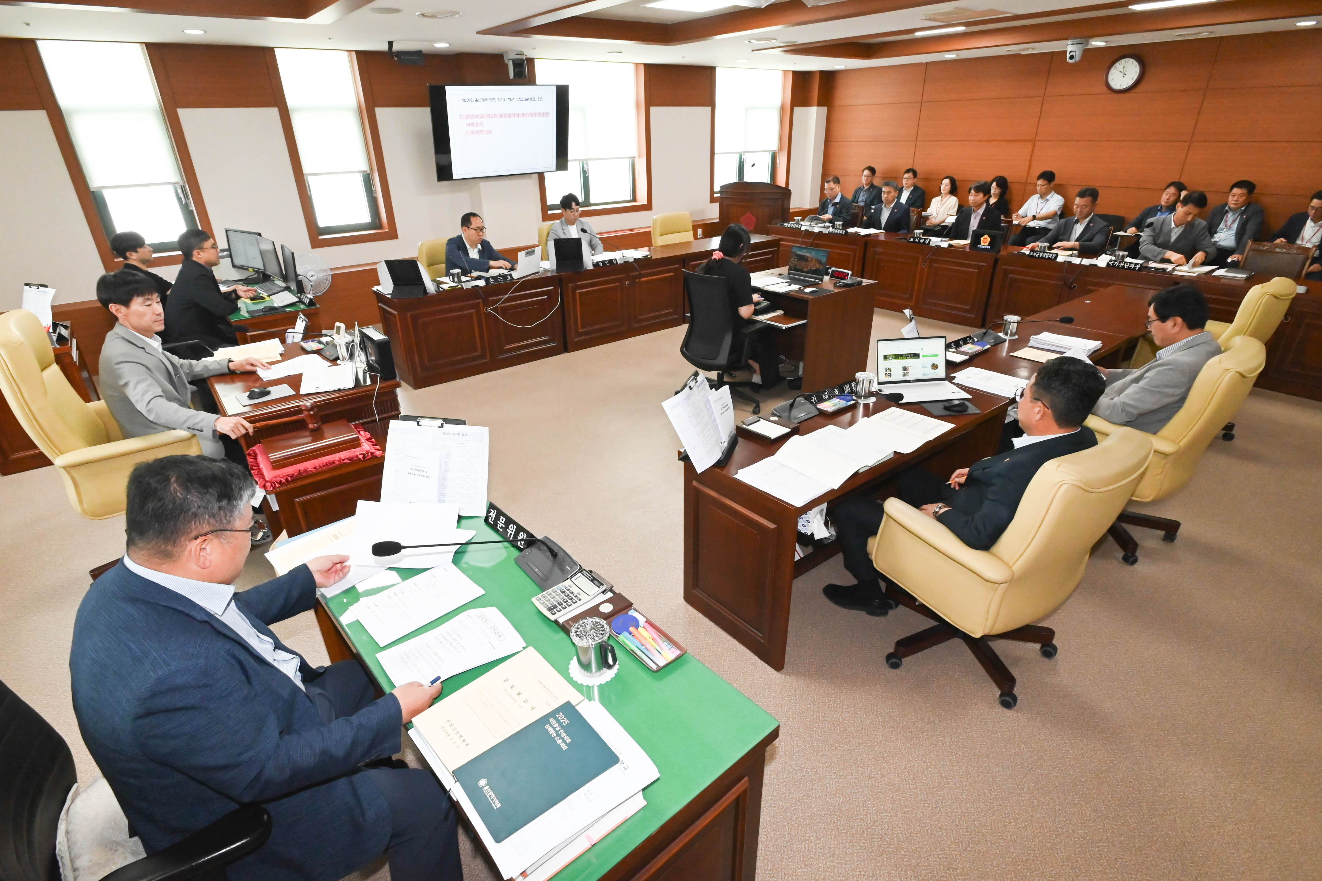 산업건설위원회, 도시국 소관 2025년도 제2회 울산광역시 추가경정예산안 예비심사2
