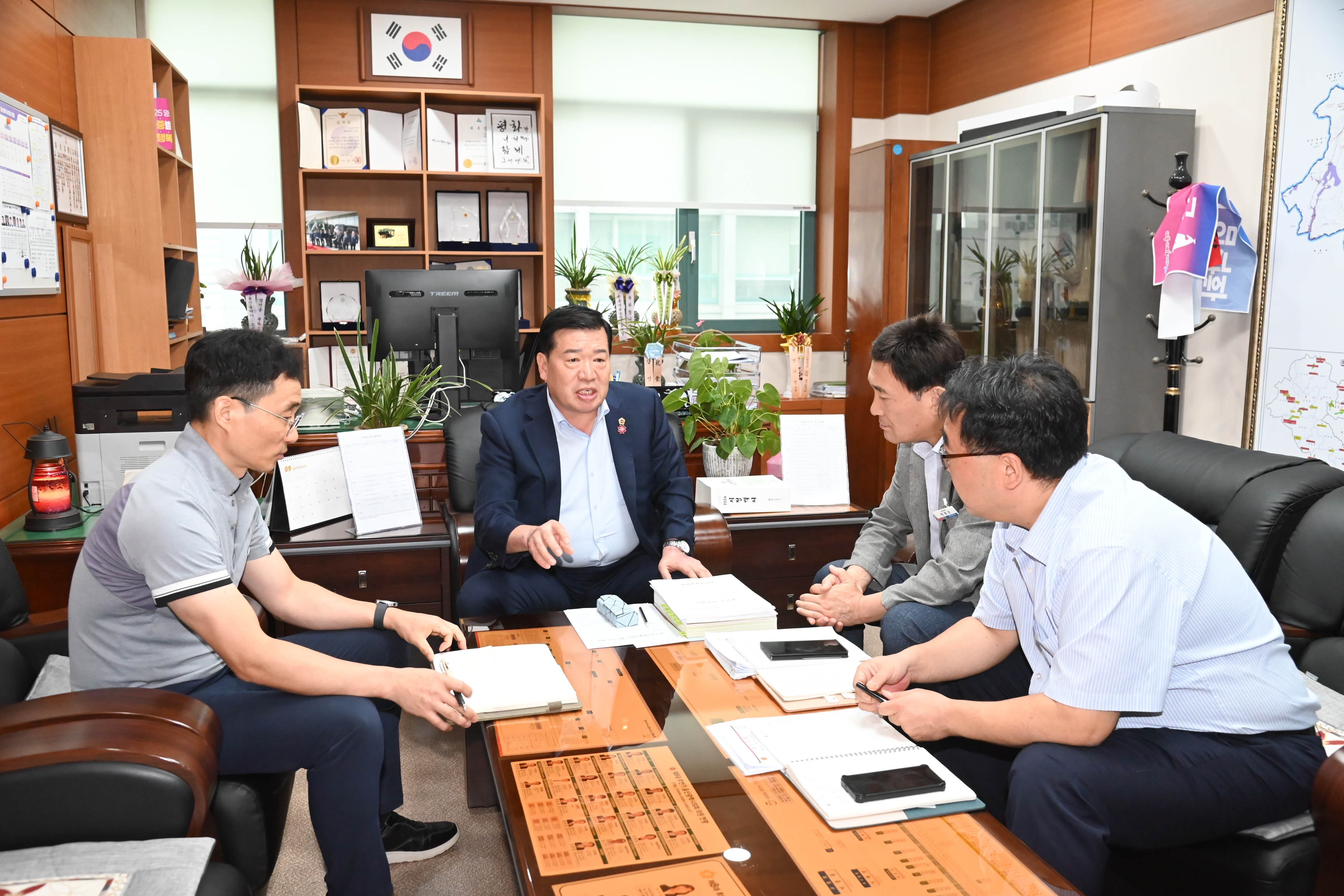 이장걸 행정자치위원장, 그린스마트미래학교 운영 현황 점검 간담회2