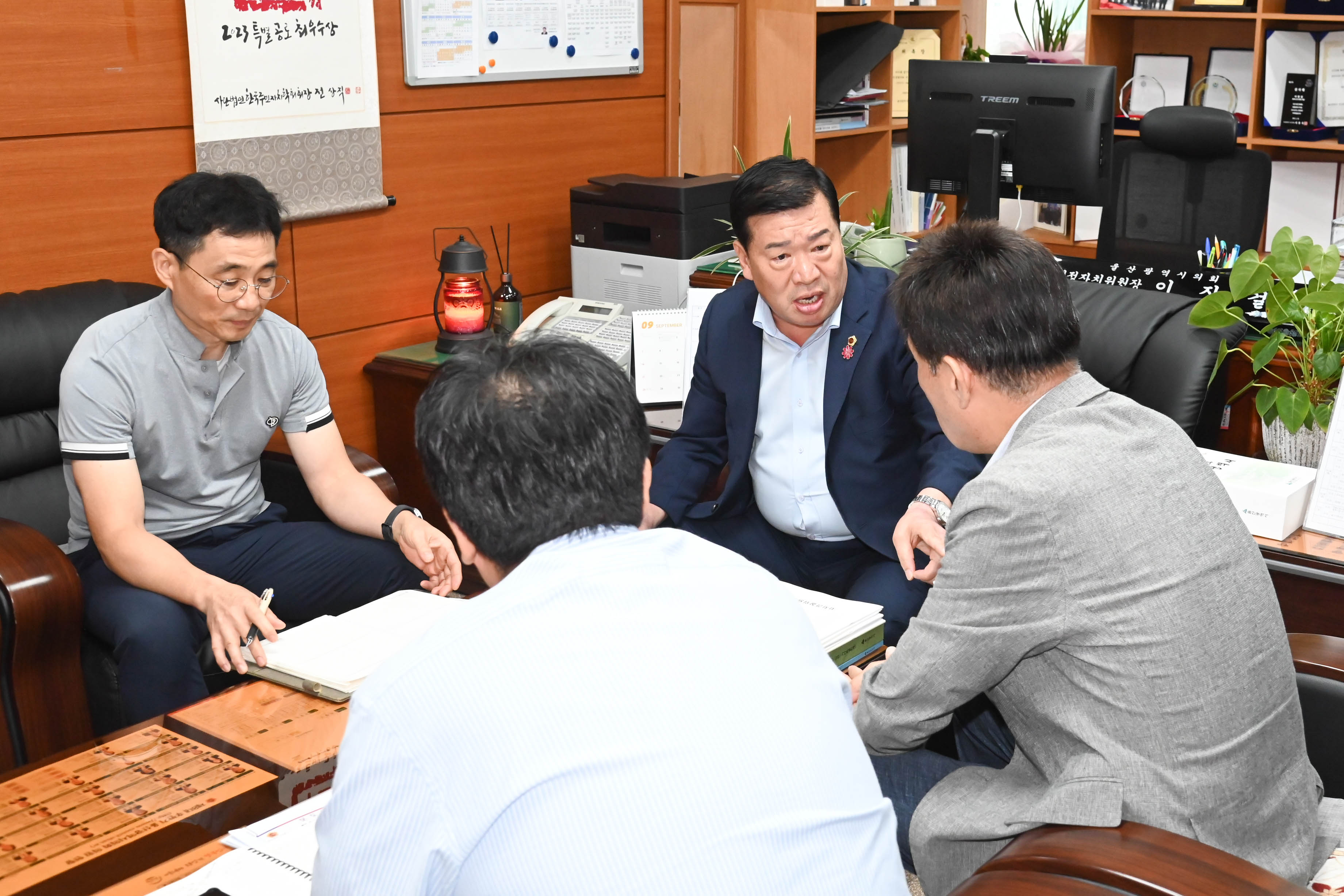 이장걸 행정자치위원장, 그린스마트미래학교 운영 현황 점검 간담회3