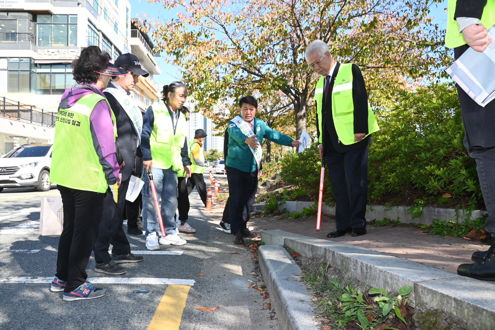 이성룡 의장, 보행약자를 위한 이동편의 안전시설 점검5