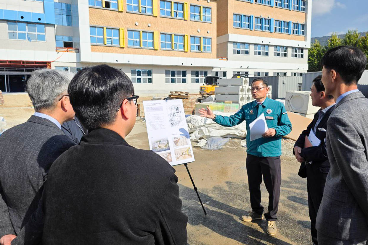 문석주 의원, 농소중학교 그린스마트미래학교 현장점검1