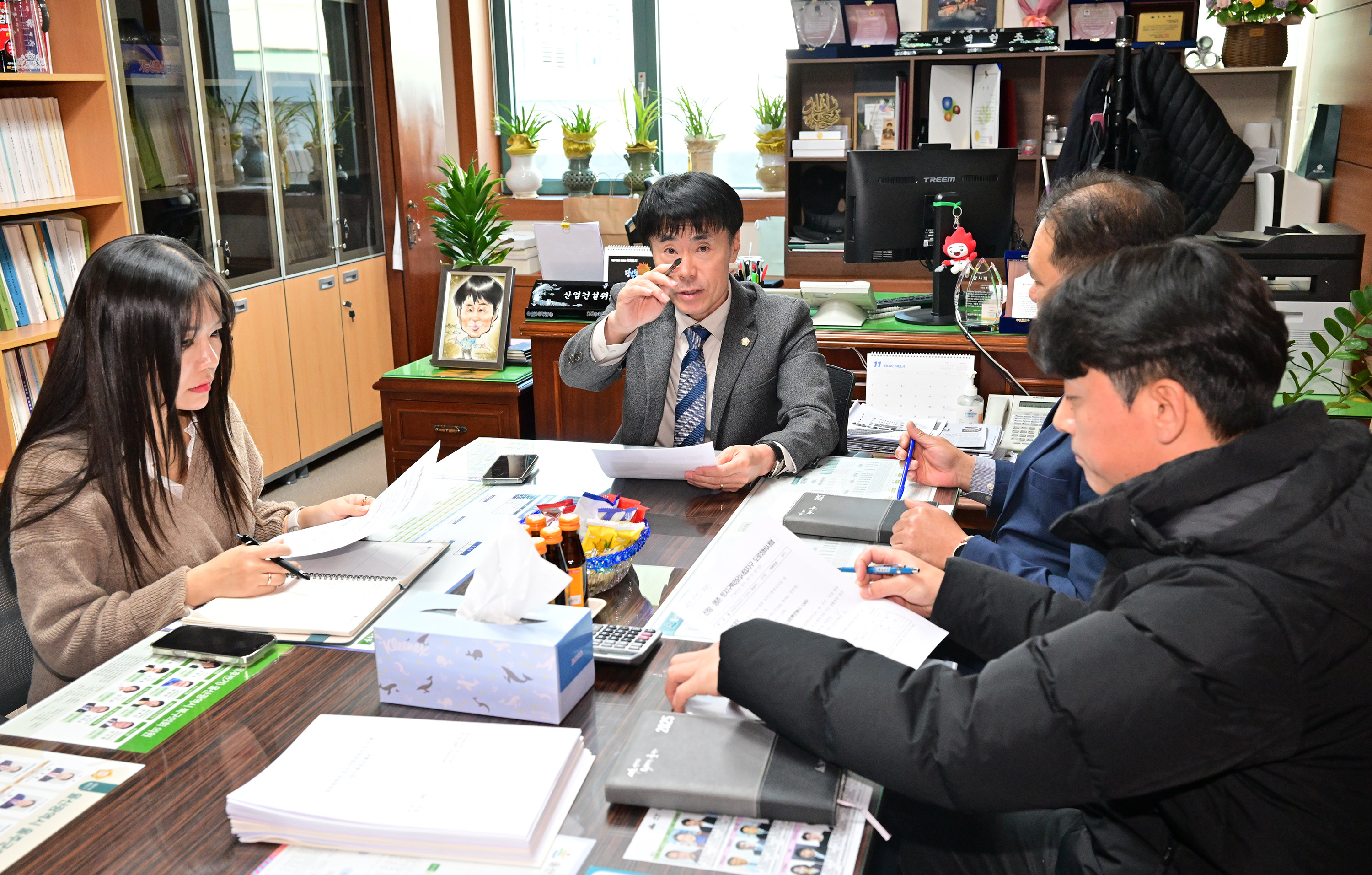 백현조 산업건설위원장, 진장·명촌 토지구획정리사업지구 도로정비사업 업무협의 간담회5