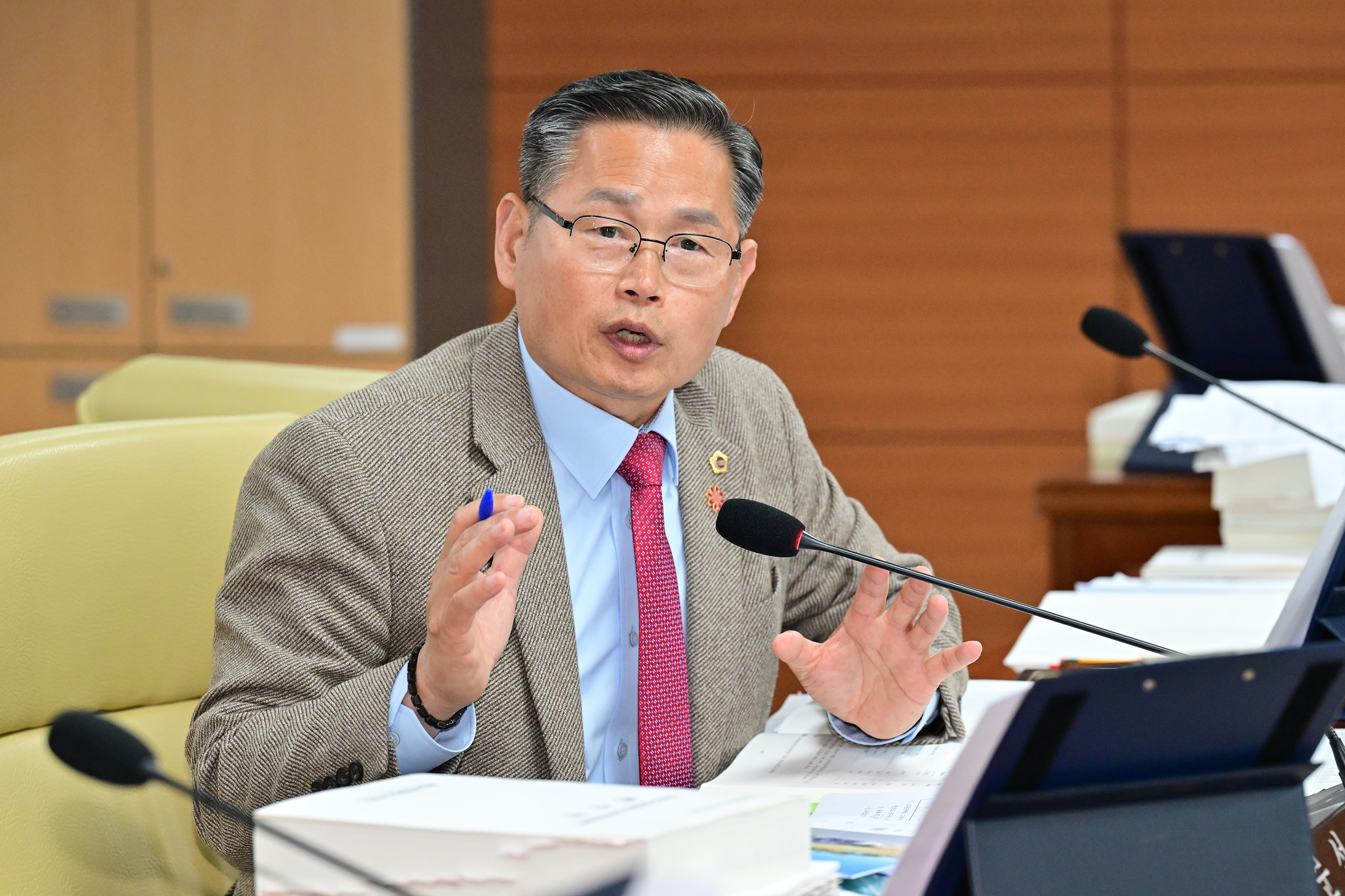 교육위원회, 감사관·행정국·공보담당관 소관 2026년도 본예산안 및 2025년도 제2회 추경예산안 예비심사9