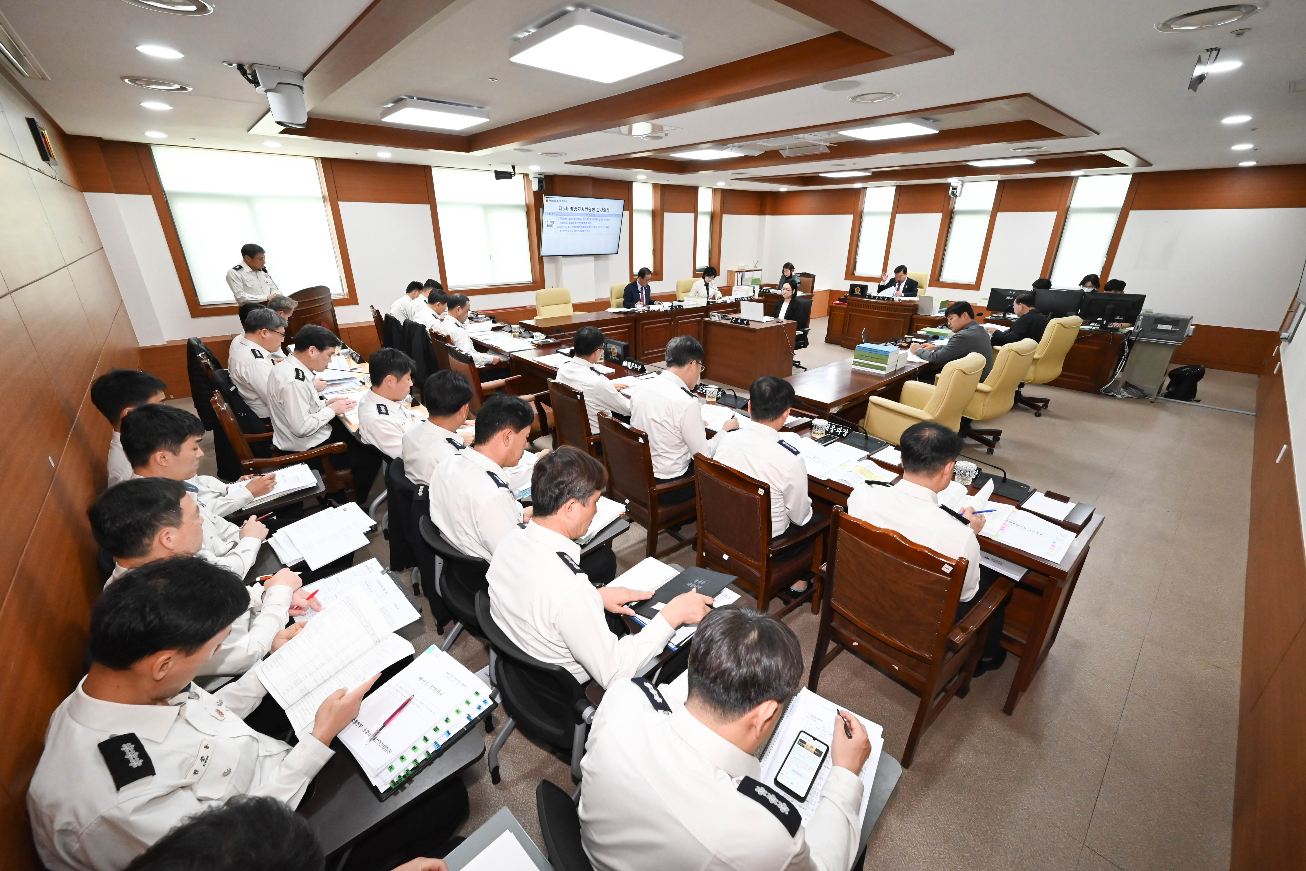 행정자치위원회, 소방본부 소관 2026년도 본예산안 및 2025년도 제3회 추경예산안 예비심사의 건 등 심사3