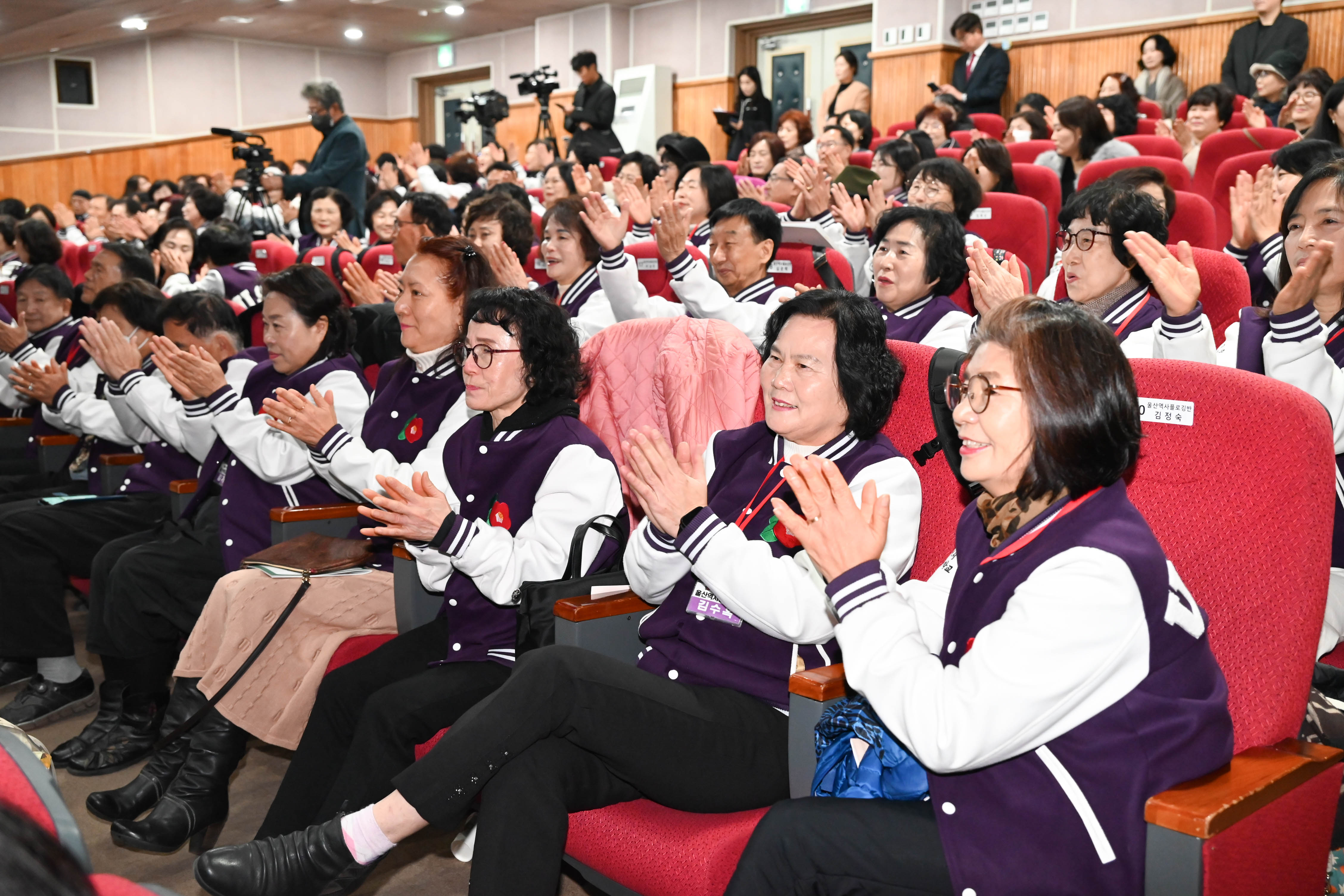 시니어초등학교 제3기 졸업식7