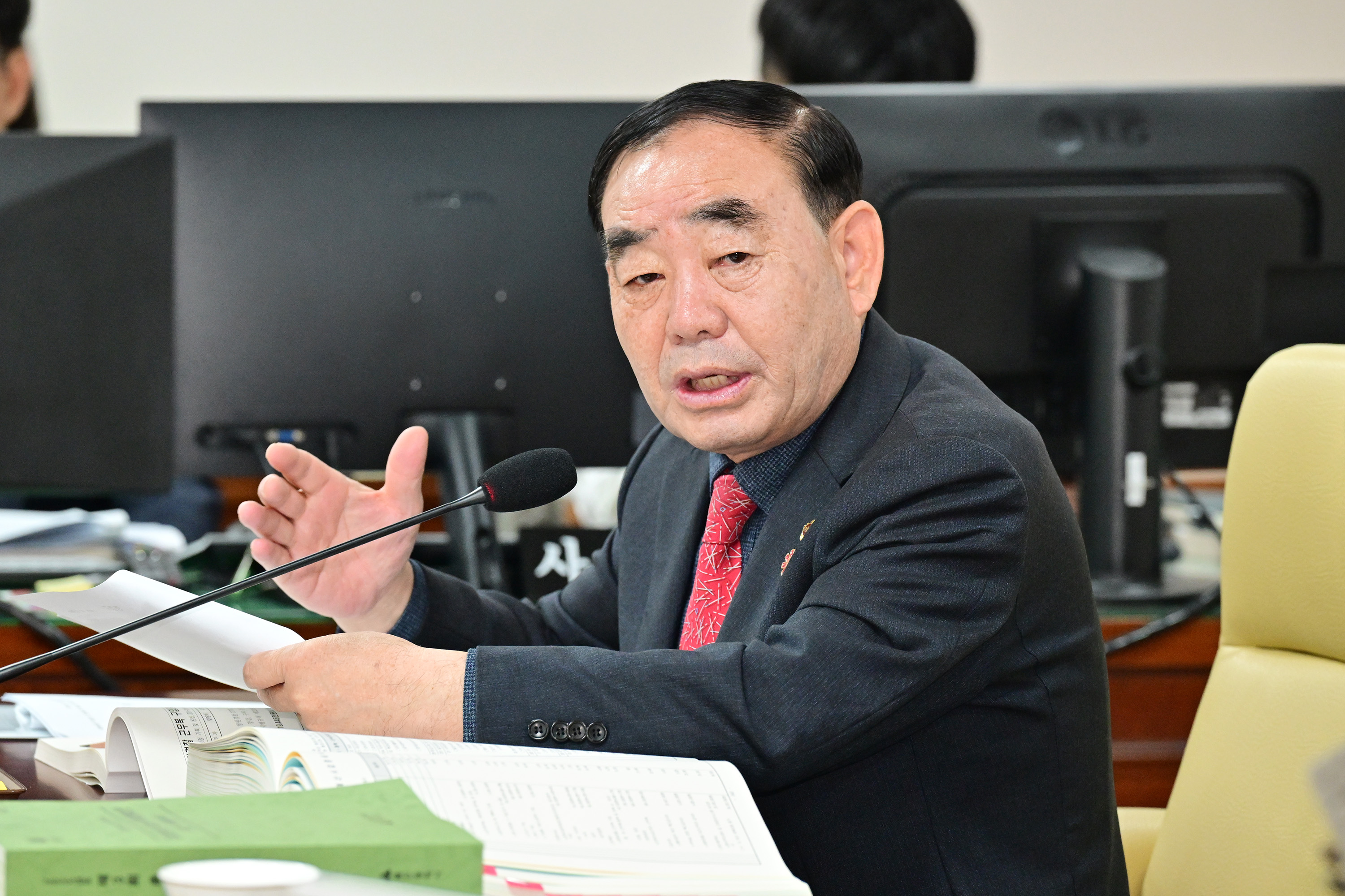 행정자치위원회, 행정국 소관 2026년도 본예산안 및 2025년도 제3회 추경예산안 심사2