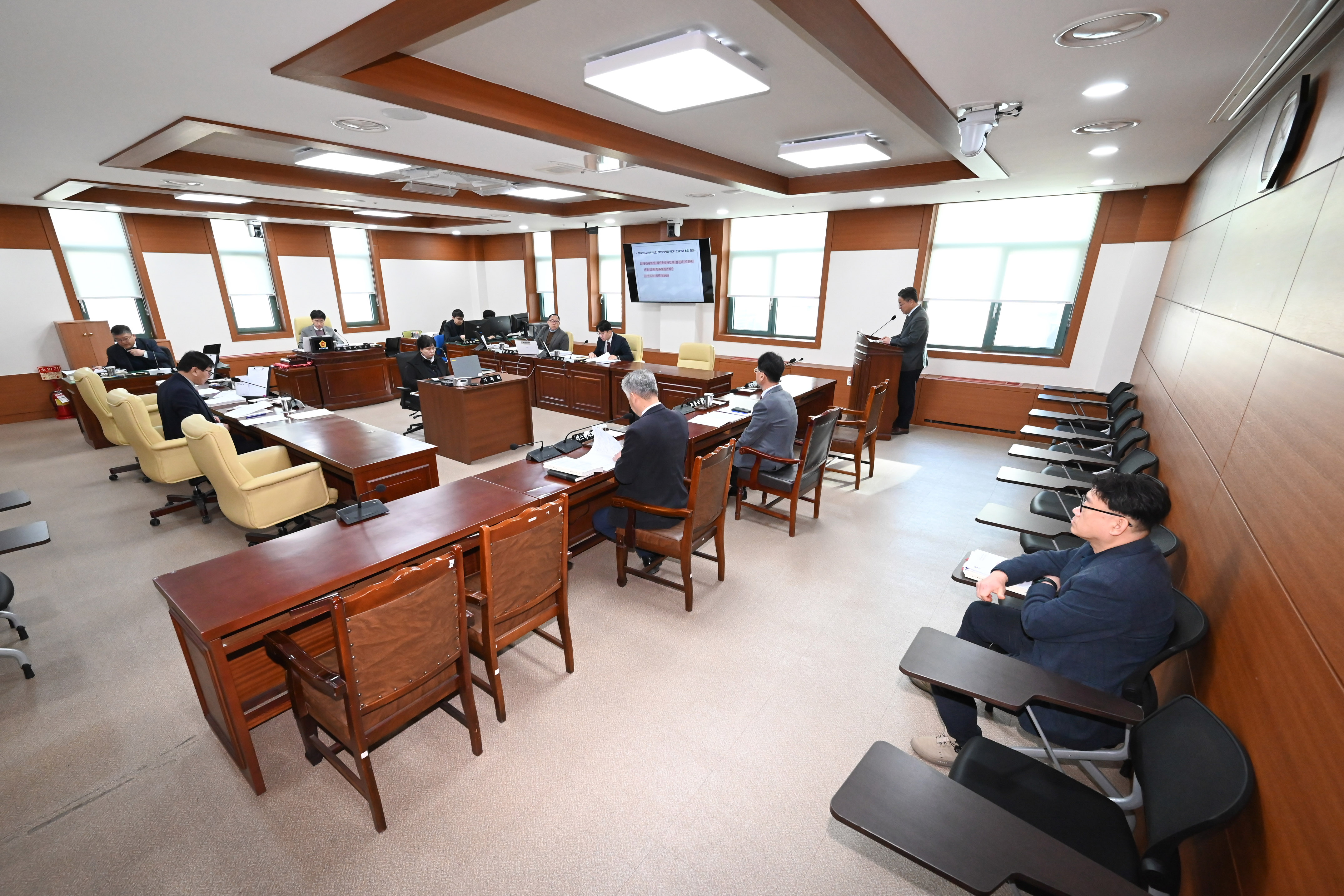 산업건설위원회, 울산광역시 택시운송사업의 발전과 지원에 관한 조례 일부개정조례안 등 심사3