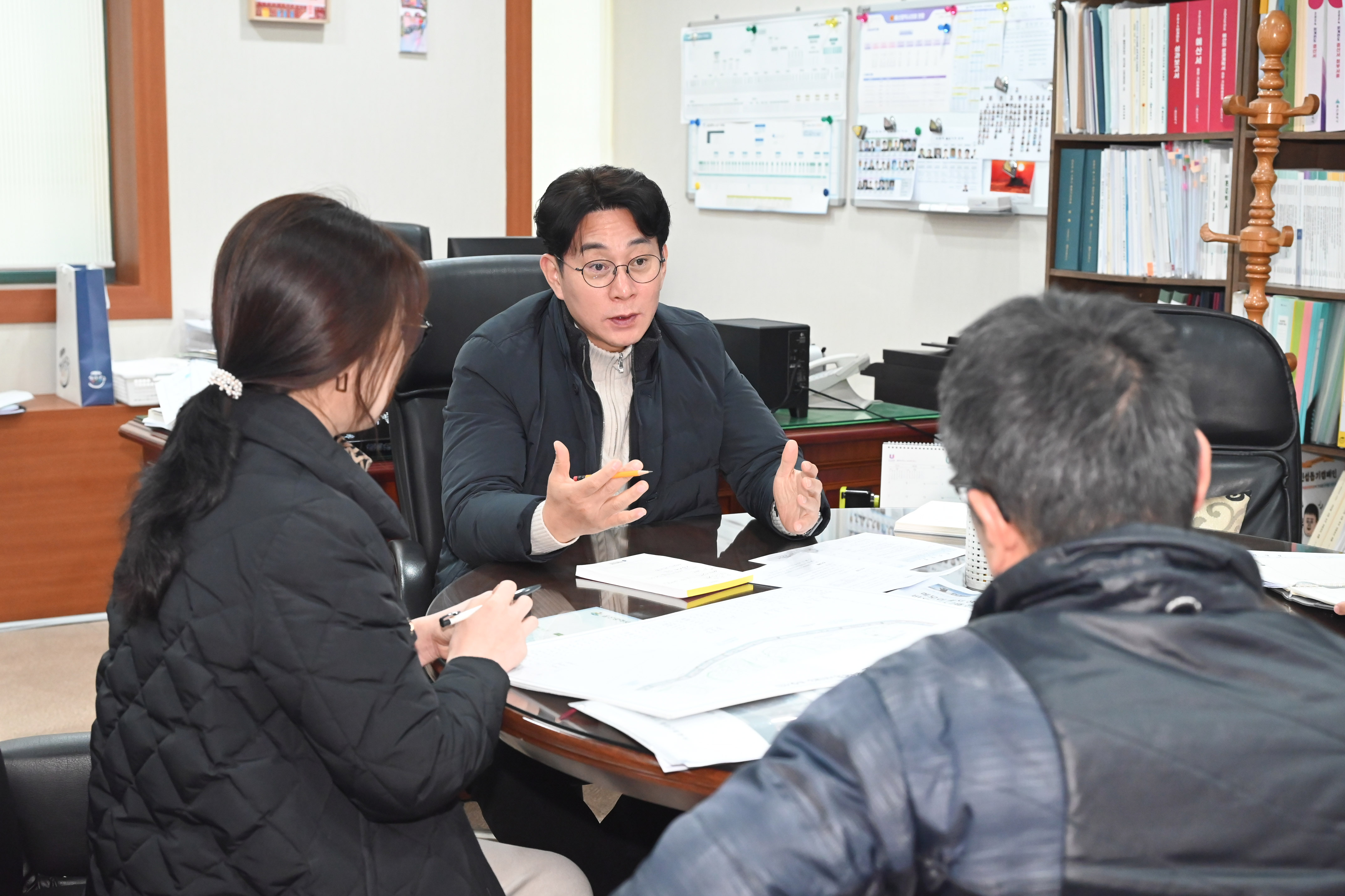 방인섭 의원, 종합건설본부와 장생포순환도로 마지막 확장구간 초기 공사 점검간담회2