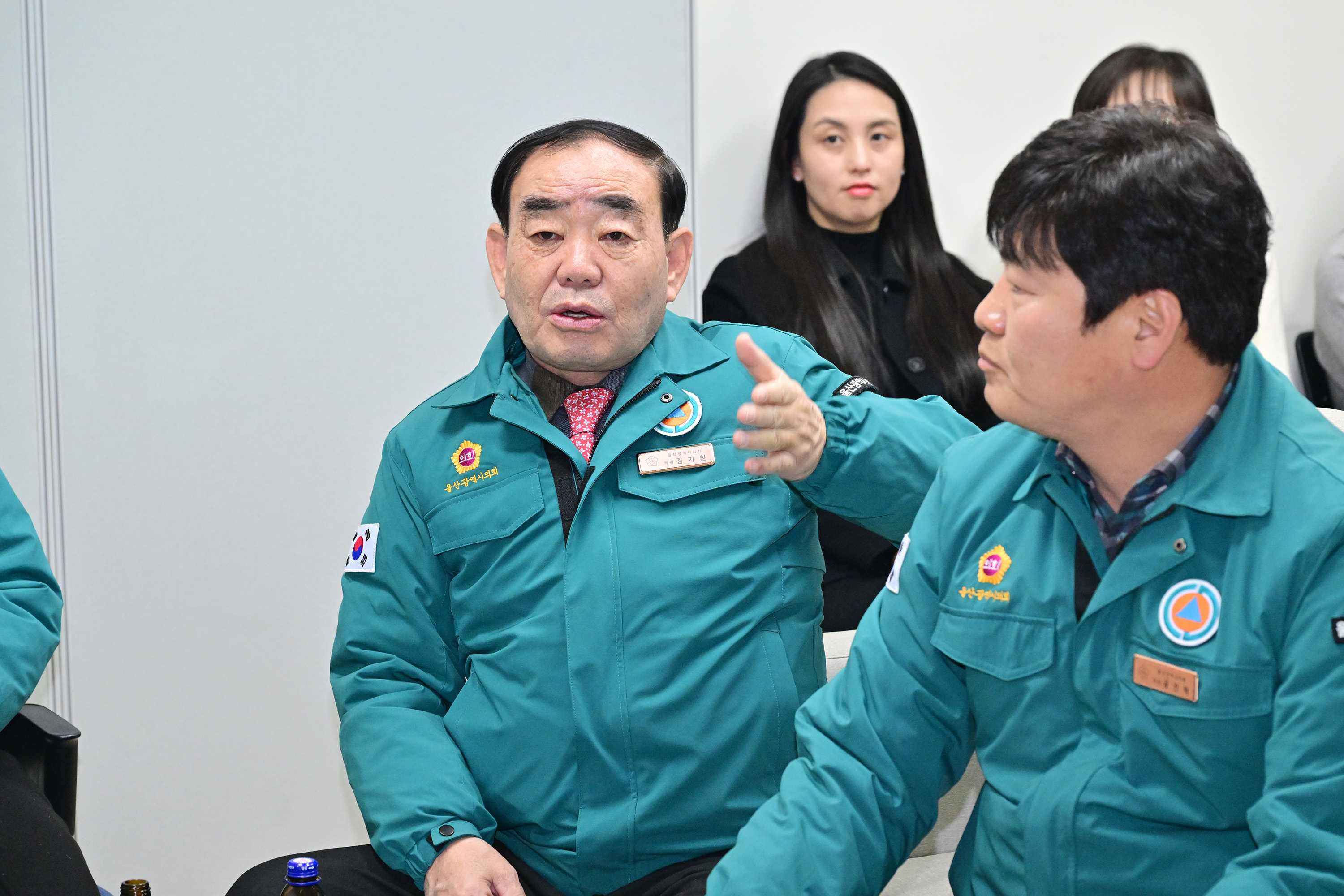 행정자치위원회, 120 해울이콜센터 연장 운영 격려 방문9