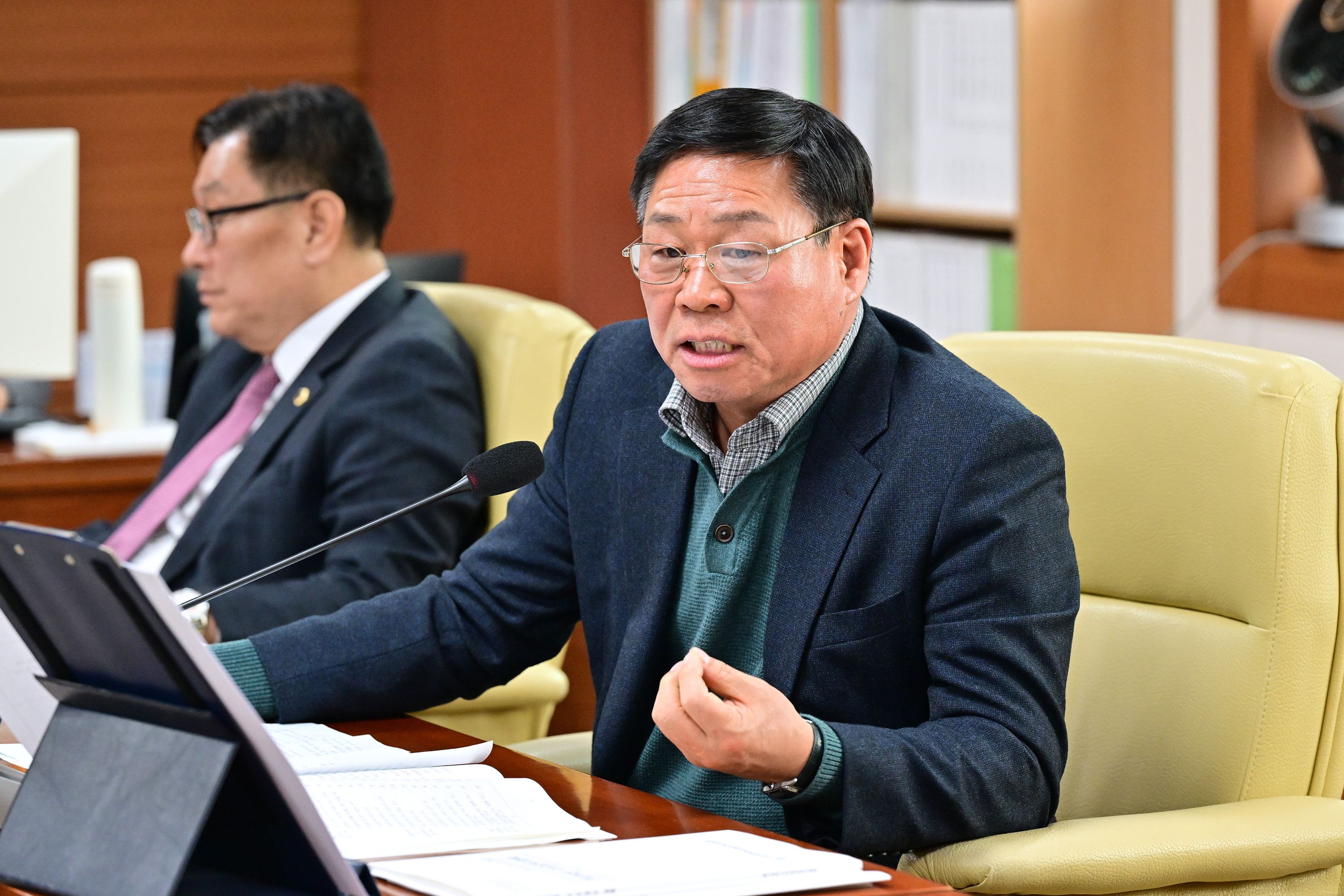 교육위원회, 직속기관 강북·강남교육지원청 소관 2026년도 주요업무보고 청취6