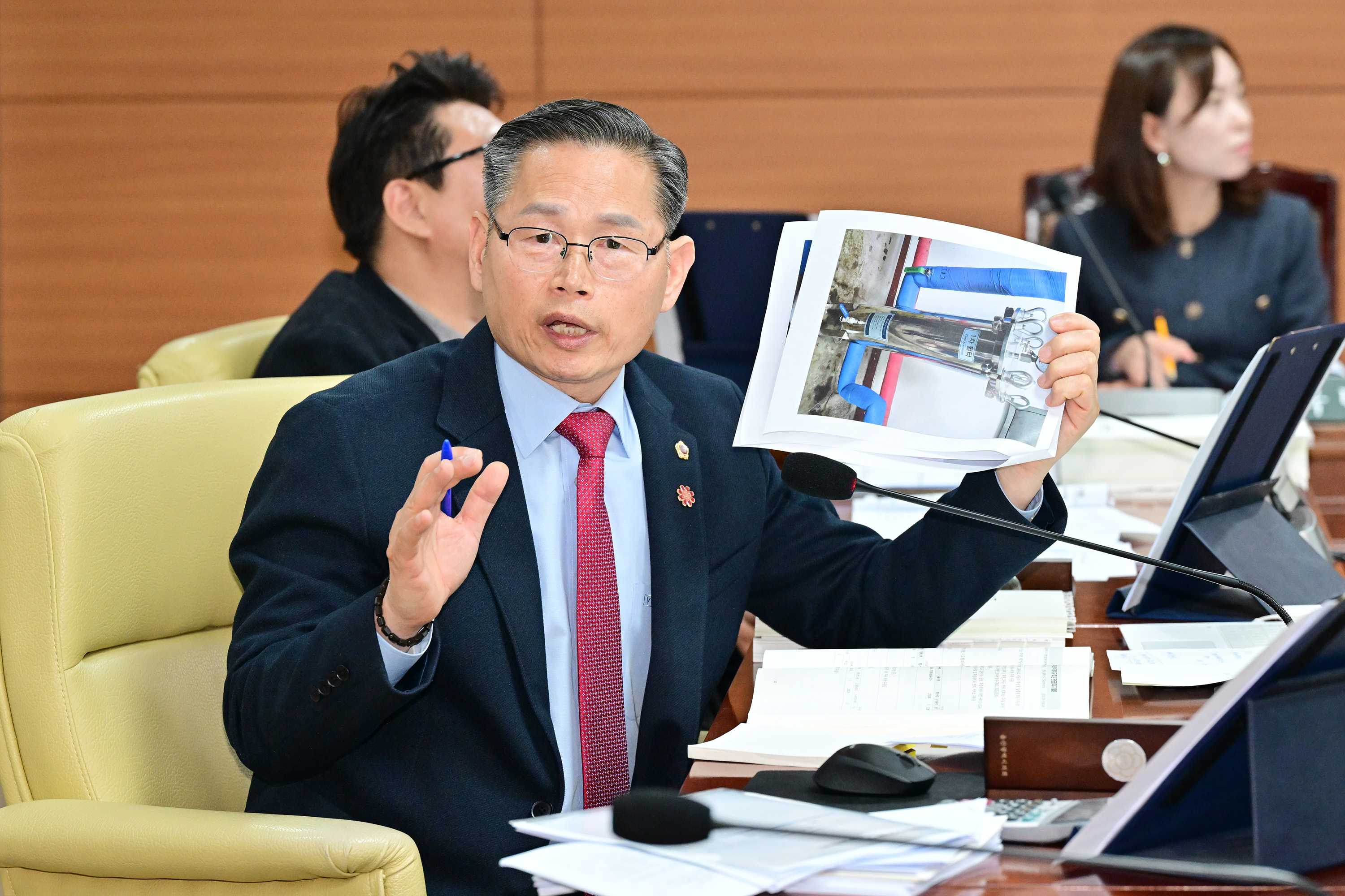 교육위원회, 교육협력담당관·정책관·교육국 소관 2026년도 제1회 추경예산안 및 조례안 심사5