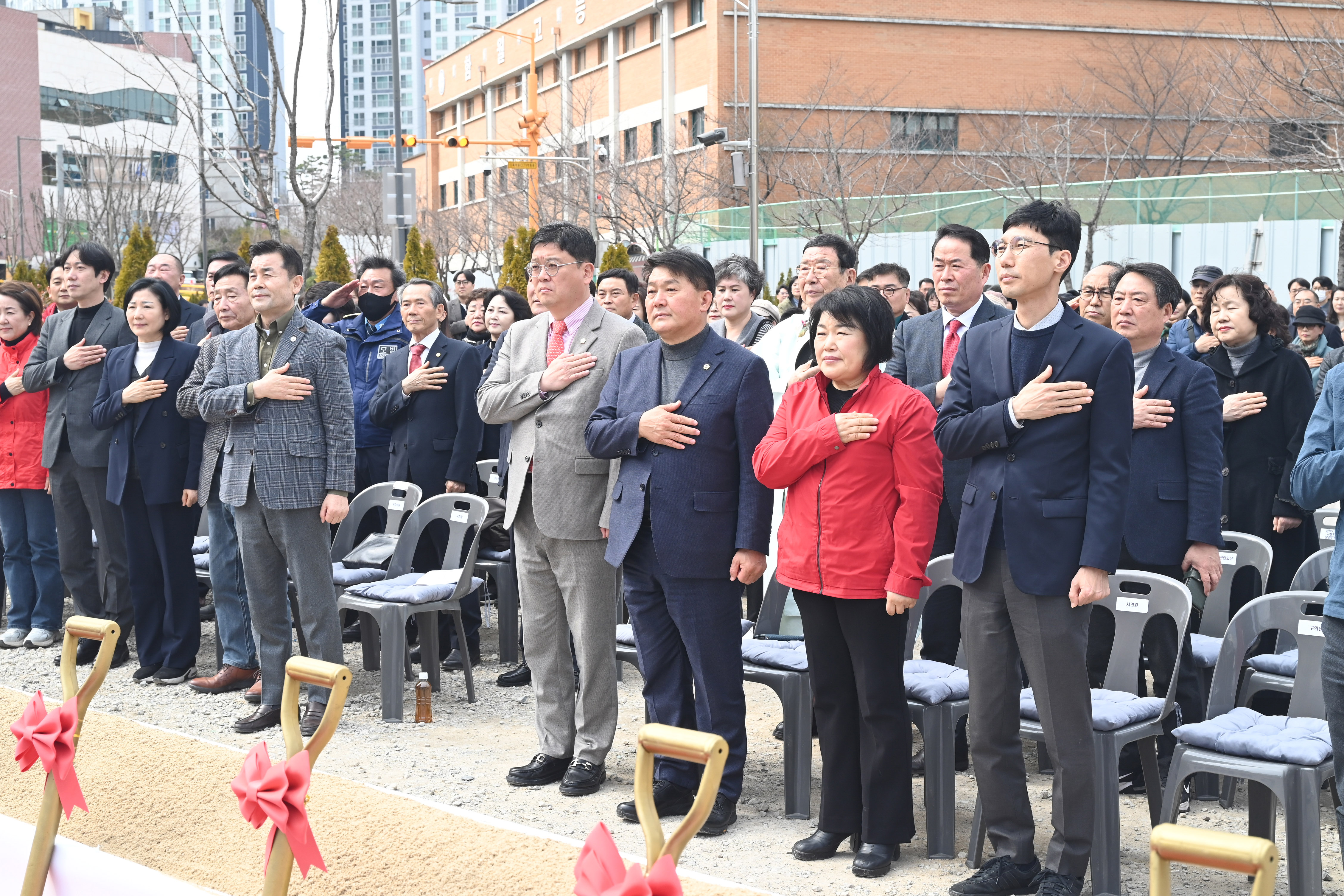 이성룡 의장, 유곡저류지 공영주차장 착공식2