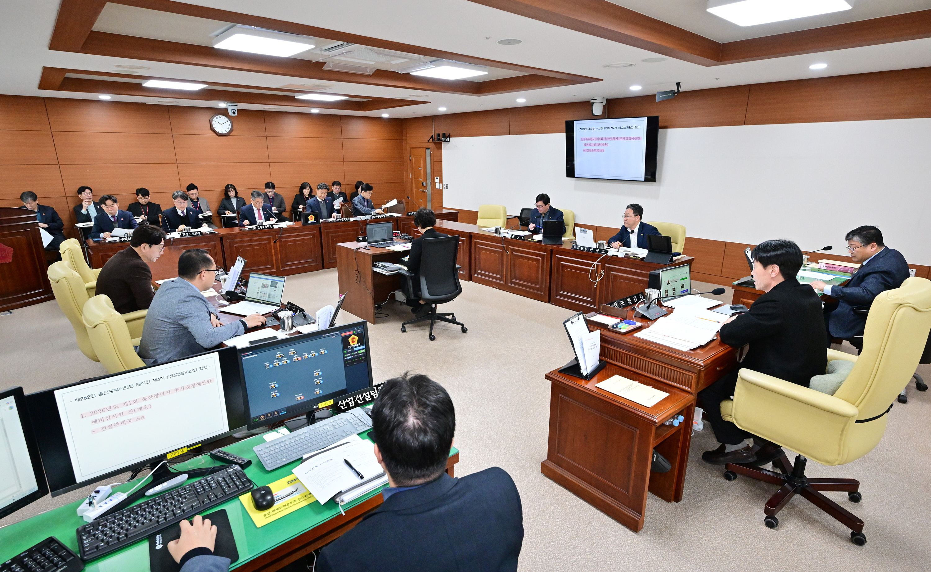 산업건설위원회, 건설주택국 소관 2026년도 제1회 추가경정예산안 심사3