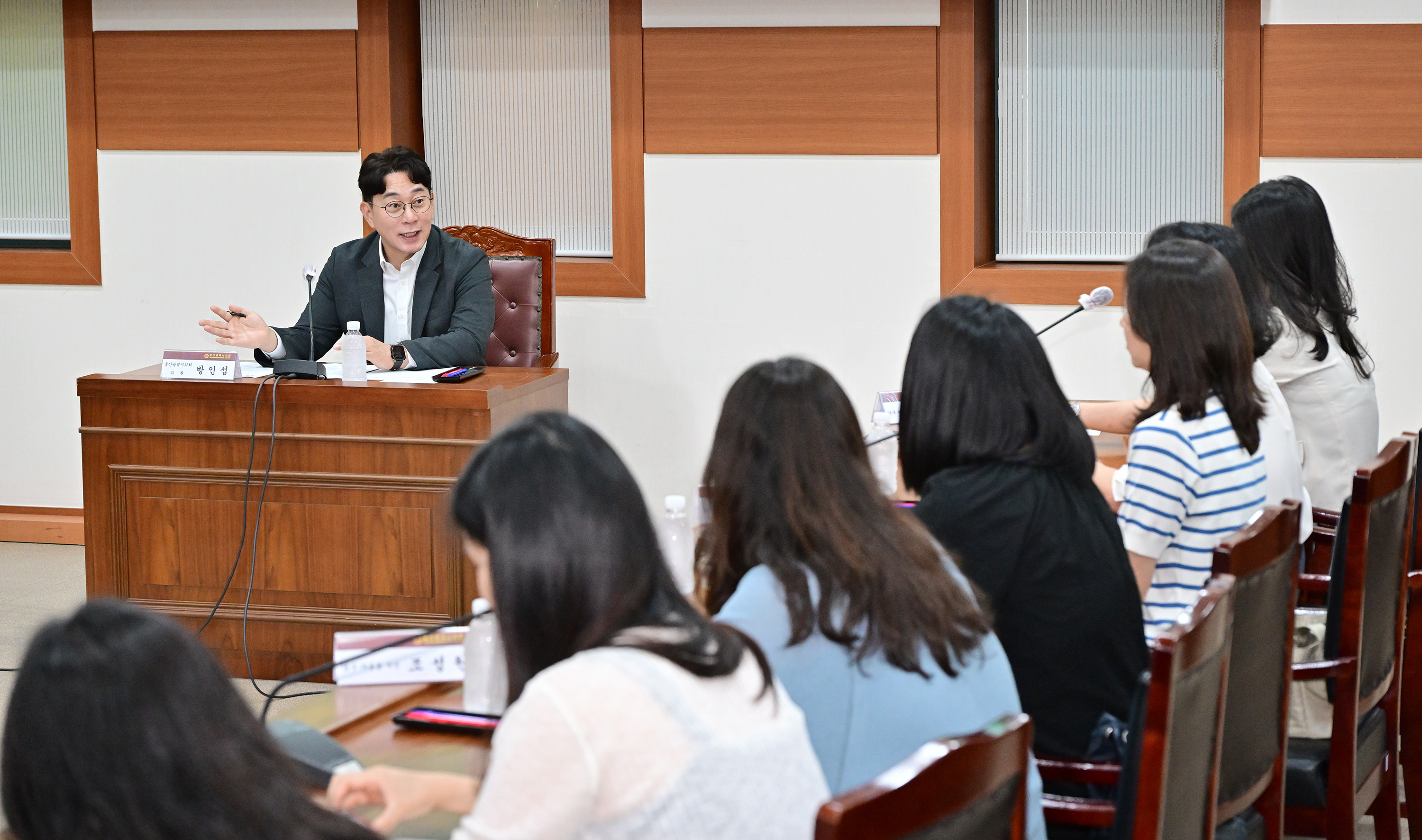 방인섭 예산결산특별위원장, 야음·삼산지역 중학교 배정 개선방안 마련을 위한 간담회3