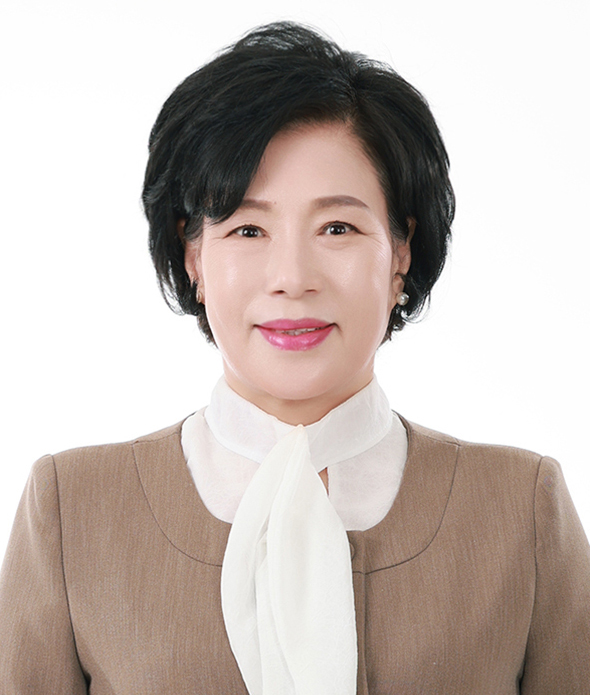 김남이