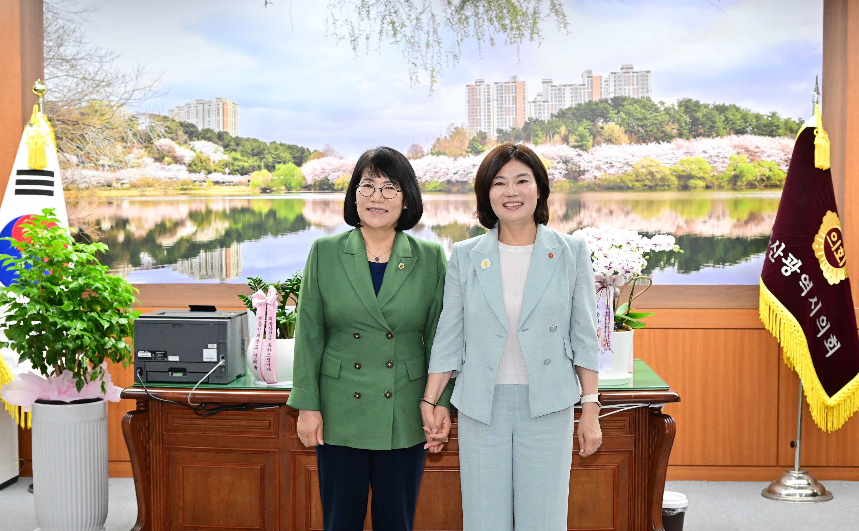 이영해 의장, 국민건강보험공단 부산울산경남지역본부장 환담2