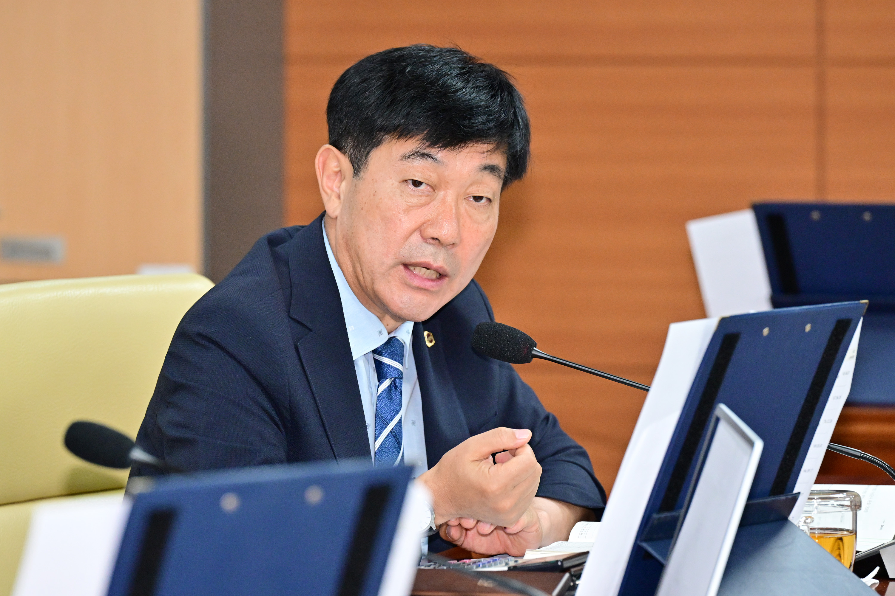 교육위원회, 공보담당관·감사관·행정국 소관 2026년도 주요업무보고 청취9