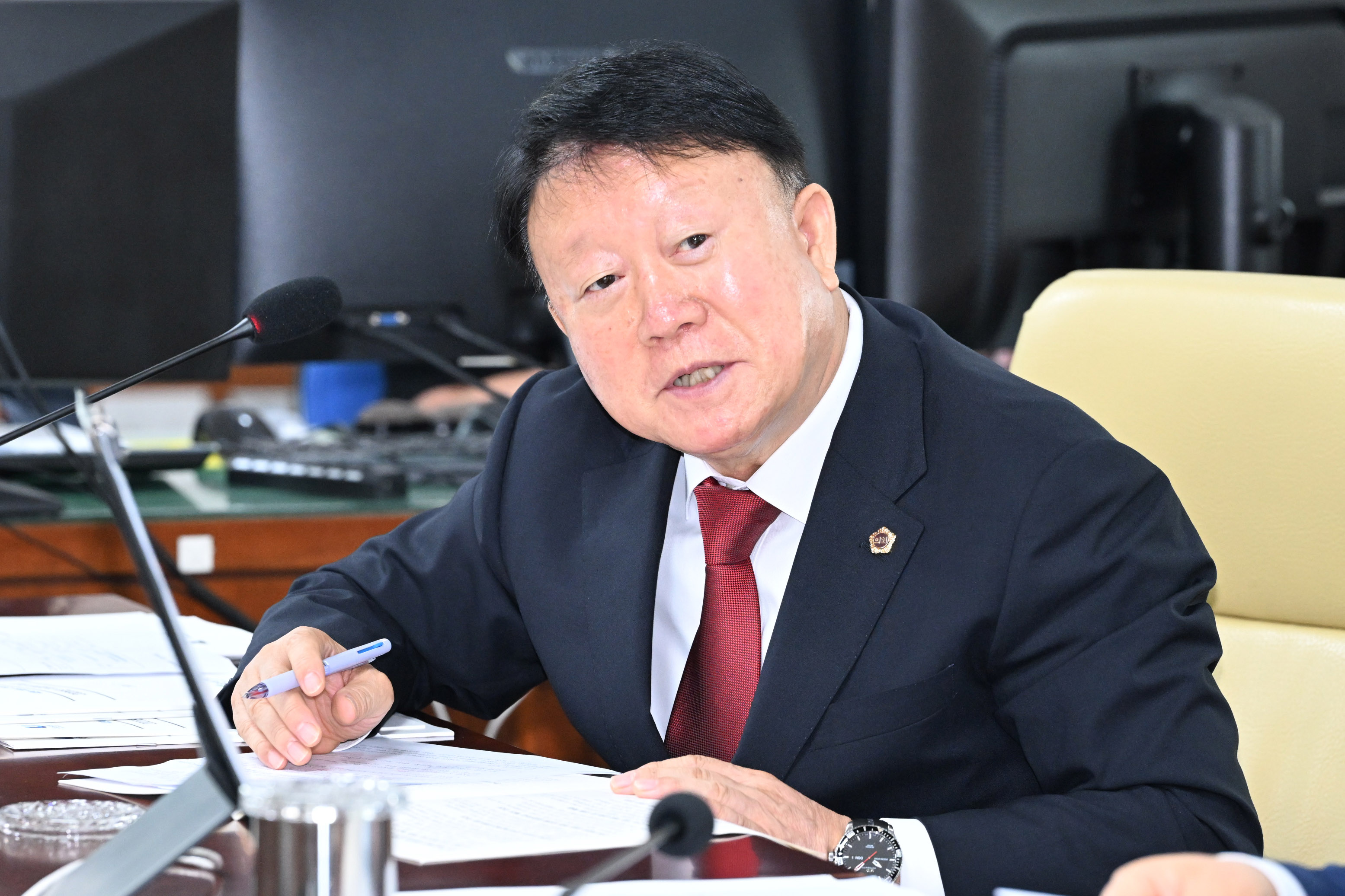 산업건설위원회, AI수도추진본부 2026년도 주요업무보고 청취의 건4