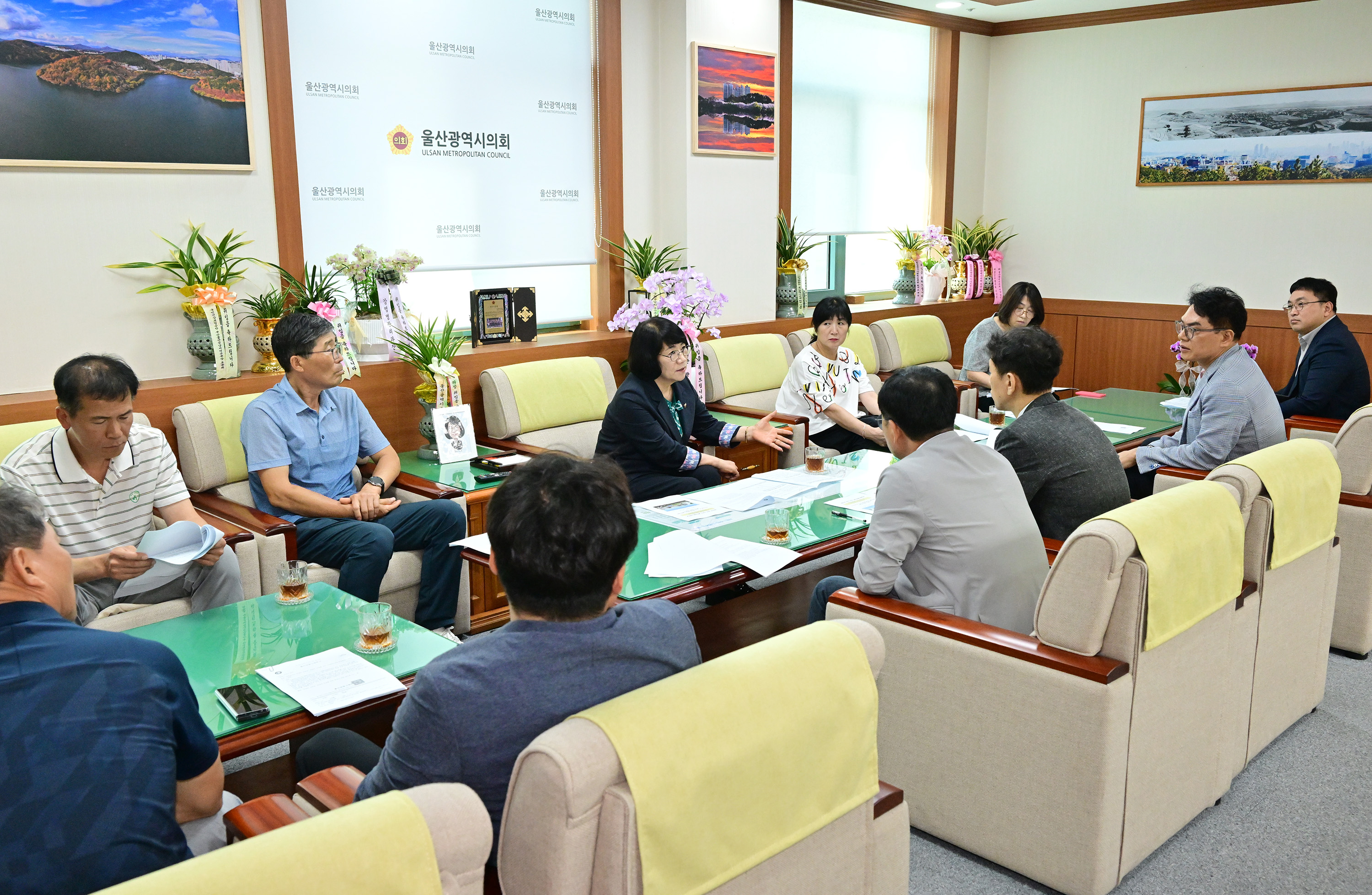 이영해 의장, 울산삼일고 재개교(학급편성) 관련 의견청취 간담회2