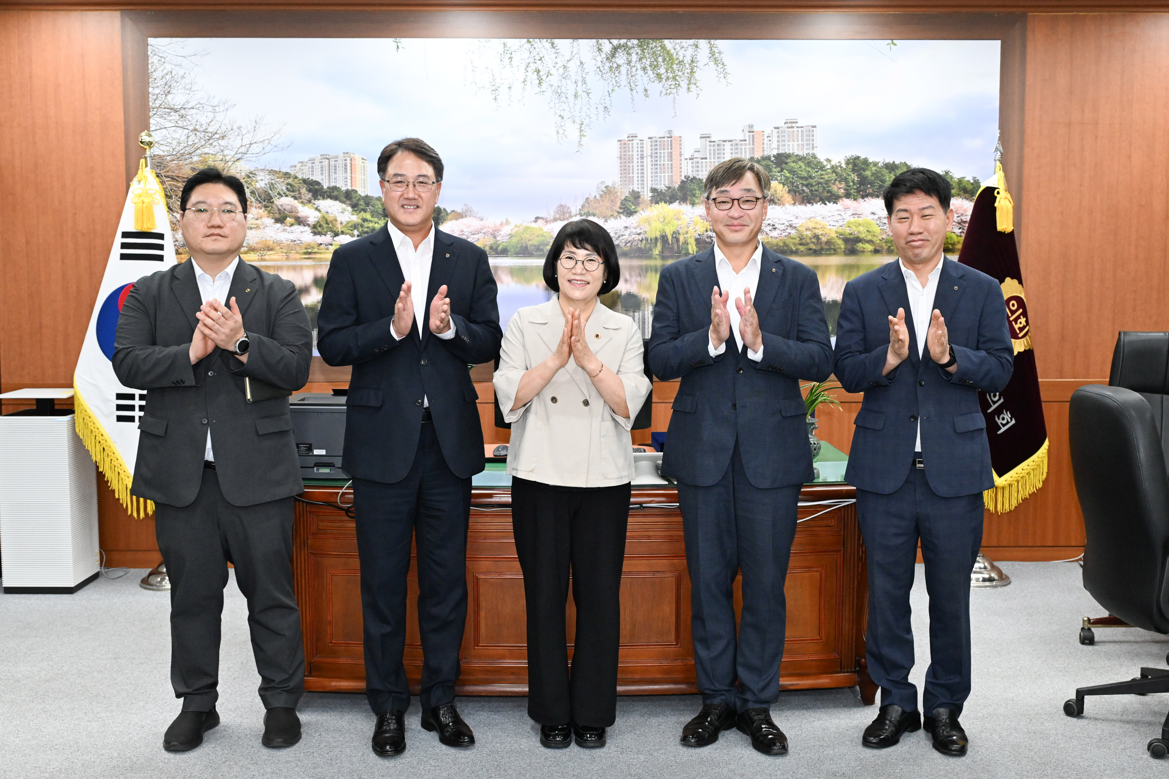 이영해 의장, 농협중앙회·NH농협은행 울산본부장 환담4